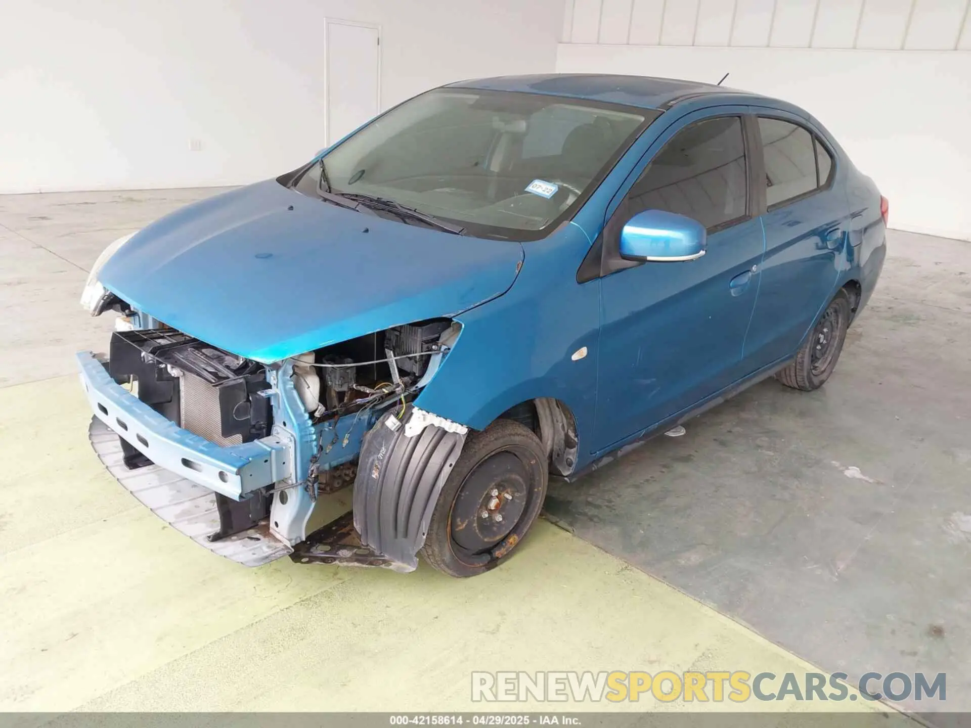 2 fotografías del automóvil dañado ML32F3FJXLHF11347 MITSUBISHI MIRAGE G4 2020