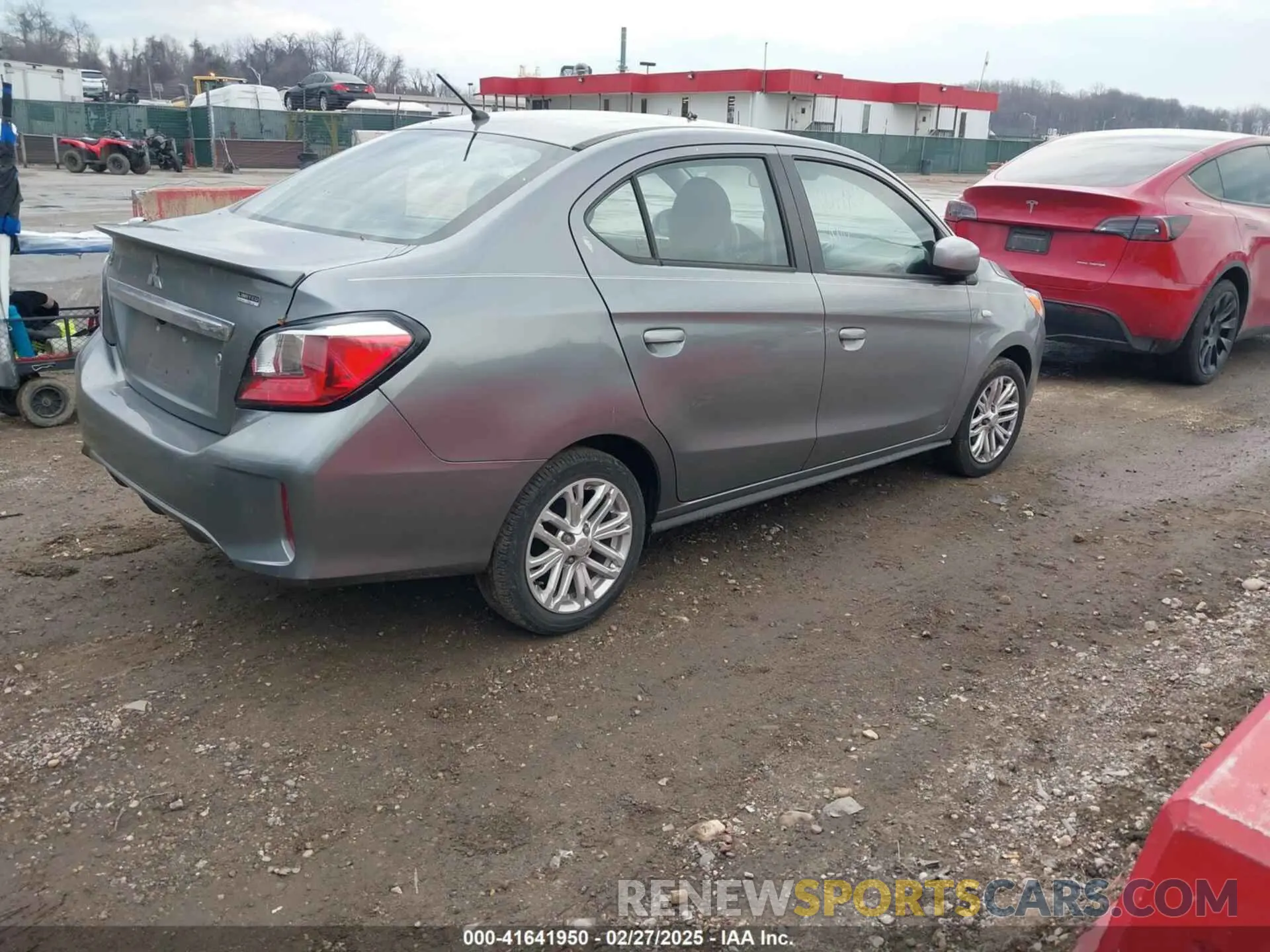 4 fotografías del automóvil dañado ML32FUFJ0MHF01708 MITSUBISHI MIRAGE G4 2021