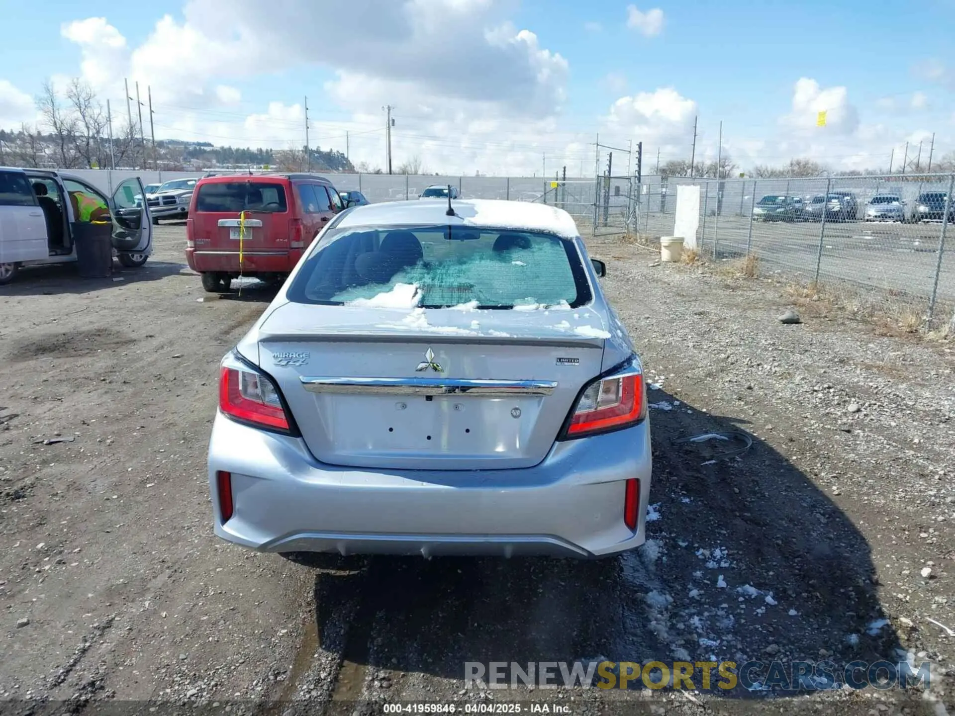 16 fotografías del automóvil dañado ML32FUFJ6MHF06864 MITSUBISHI MIRAGE G4 2021