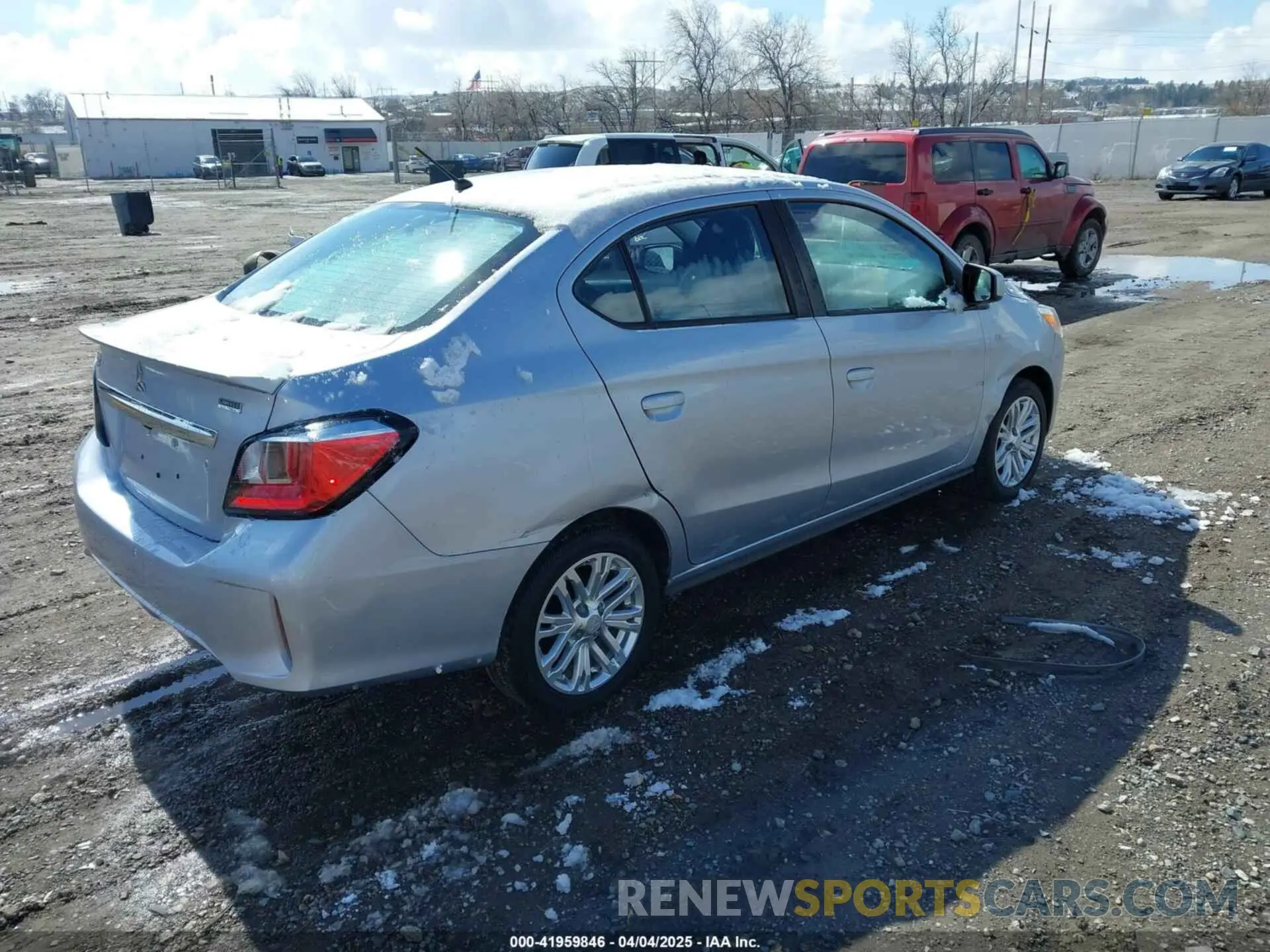 4 fotografías del automóvil dañado ML32FUFJ6MHF06864 MITSUBISHI MIRAGE G4 2021
