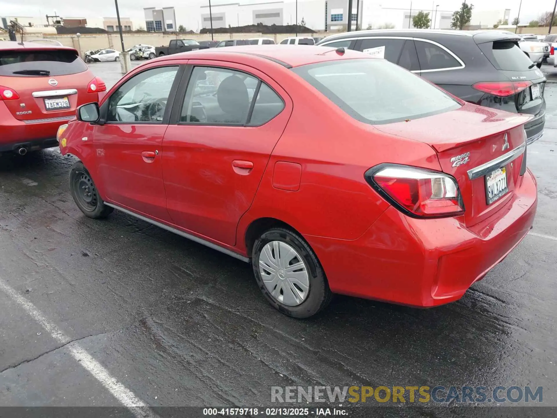 3 fotografías del automóvil dañado ML32FUFJ9MHF01240 MITSUBISHI MIRAGE G4 2021