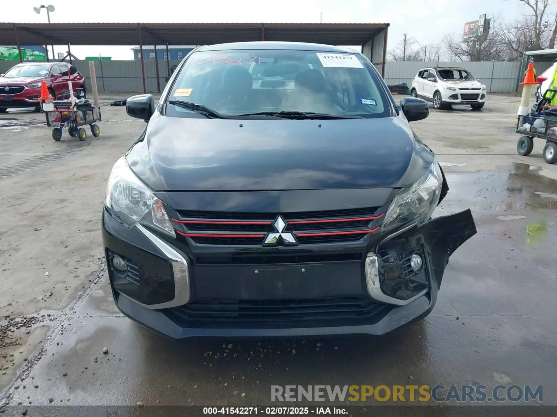 13 fotografías del automóvil dañado ML32FUFJ0NHF01919 MITSUBISHI MIRAGE G4 2022