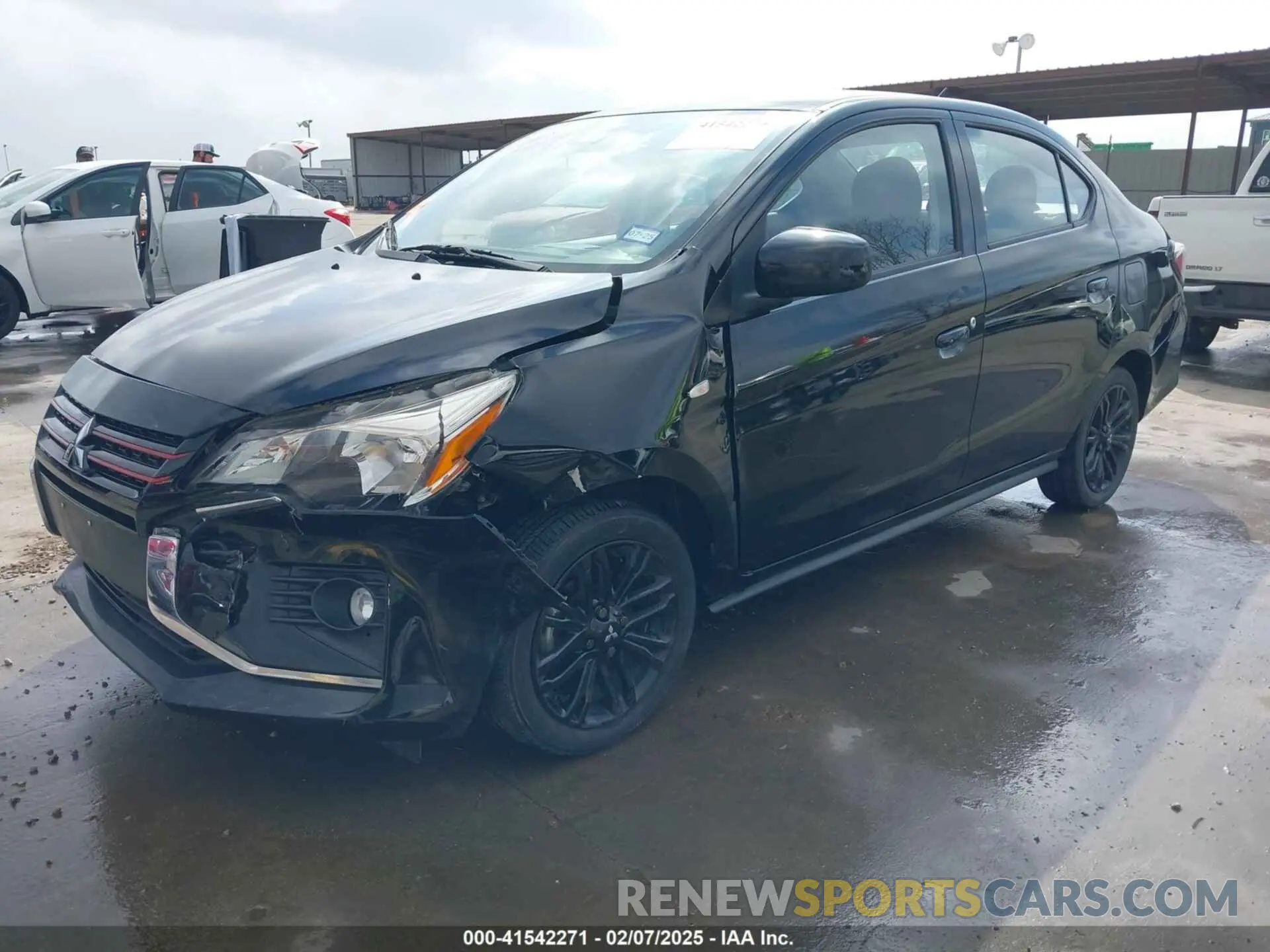 2 fotografías del automóvil dañado ML32FUFJ0NHF01919 MITSUBISHI MIRAGE G4 2022