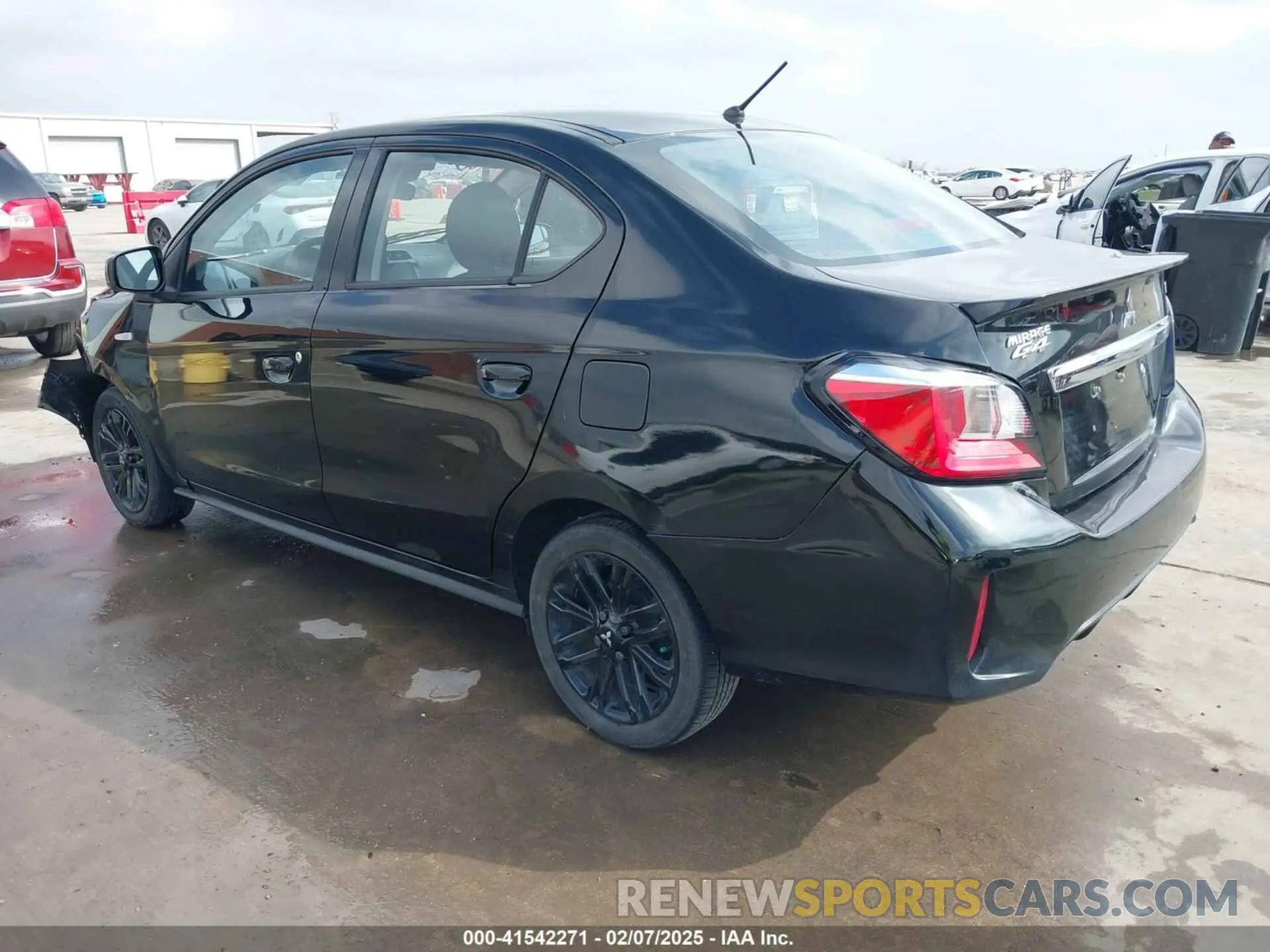 3 fotografías del automóvil dañado ML32FUFJ0NHF01919 MITSUBISHI MIRAGE G4 2022
