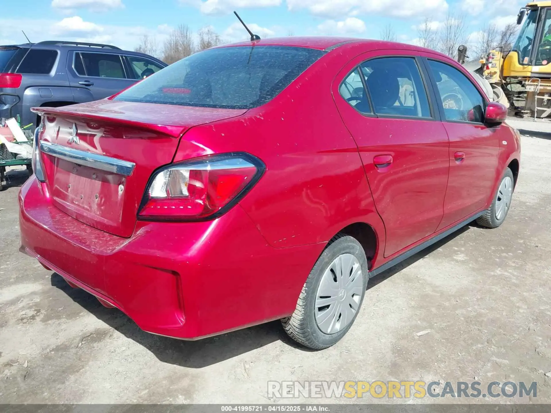 4 fotografías del automóvil dañado ML32FUFJ0NHF06912 MITSUBISHI MIRAGE G4 2022