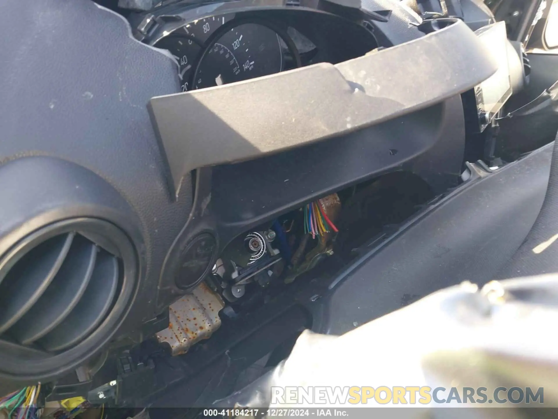 14 fotografías del automóvil dañado ML32FUFJ1NHF06157 MITSUBISHI MIRAGE G4 2022