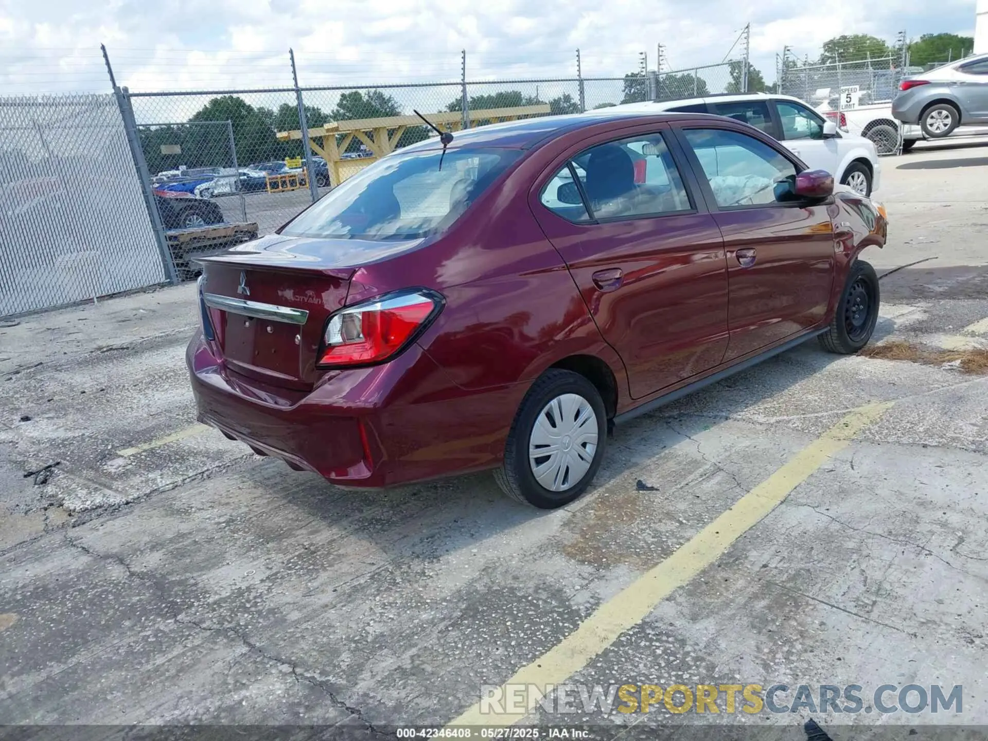 4 fotografías del automóvil dañado ML32FUFJ2NHF06037 MITSUBISHI MIRAGE G4 2022