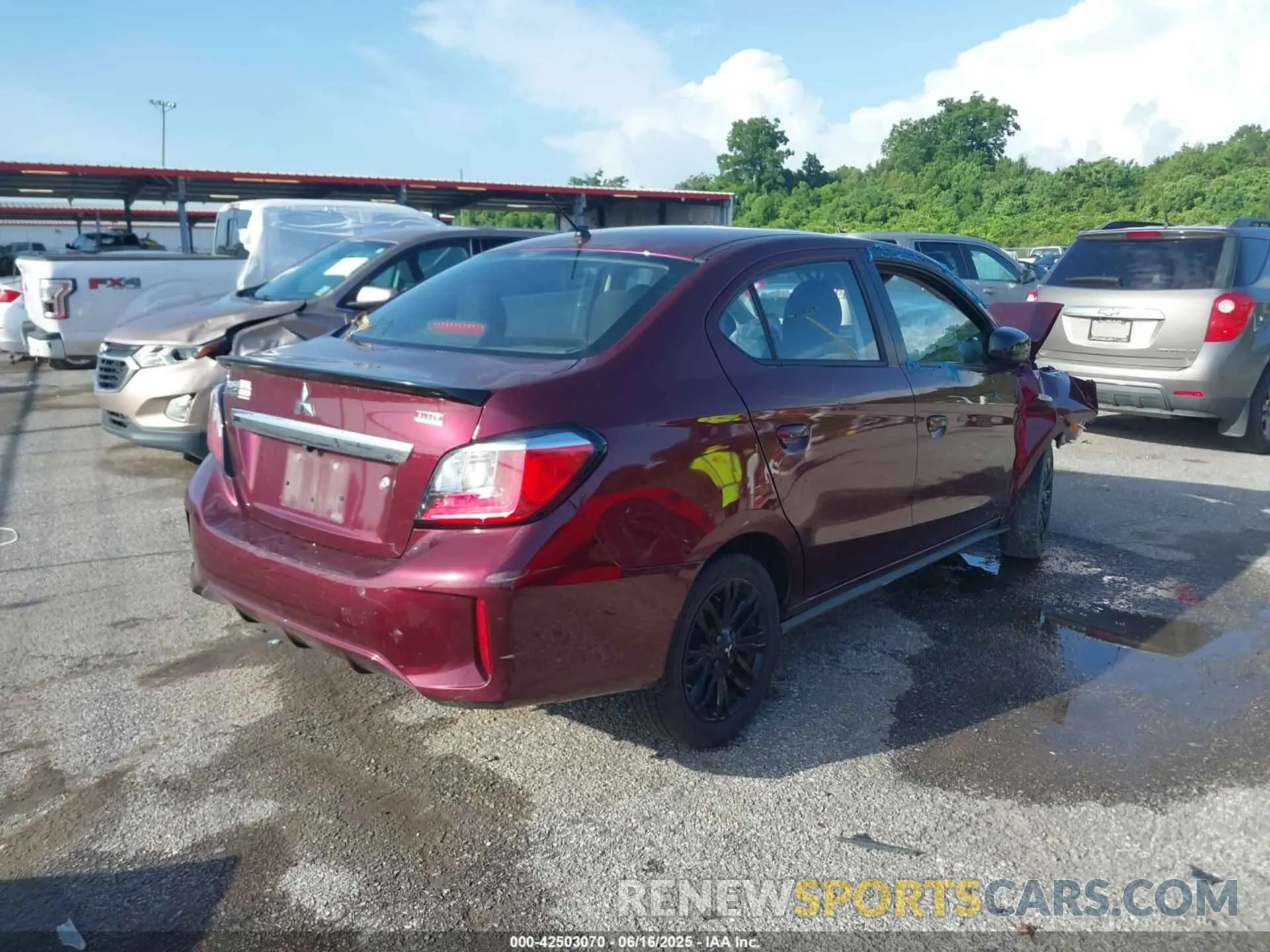 4 fotografías del automóvil dañado ML32FUFJ2NHF08287 MITSUBISHI MIRAGE G4 2022