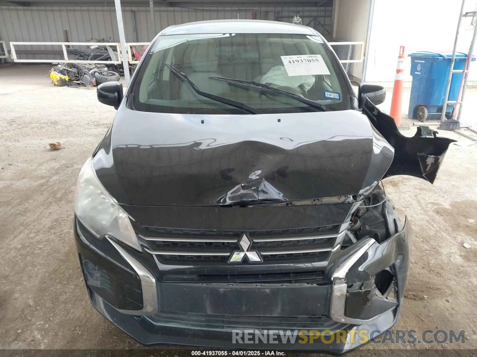 12 fotografías del automóvil dañado ML32FUFJ3NHF03633 MITSUBISHI MIRAGE G4 2022
