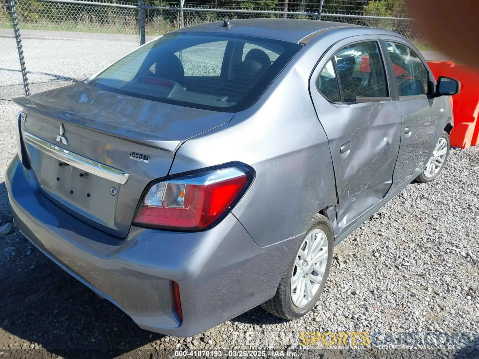 4 fotografías del automóvil dañado ML32FUFJ3NHF08881 MITSUBISHI MIRAGE G4 2022
