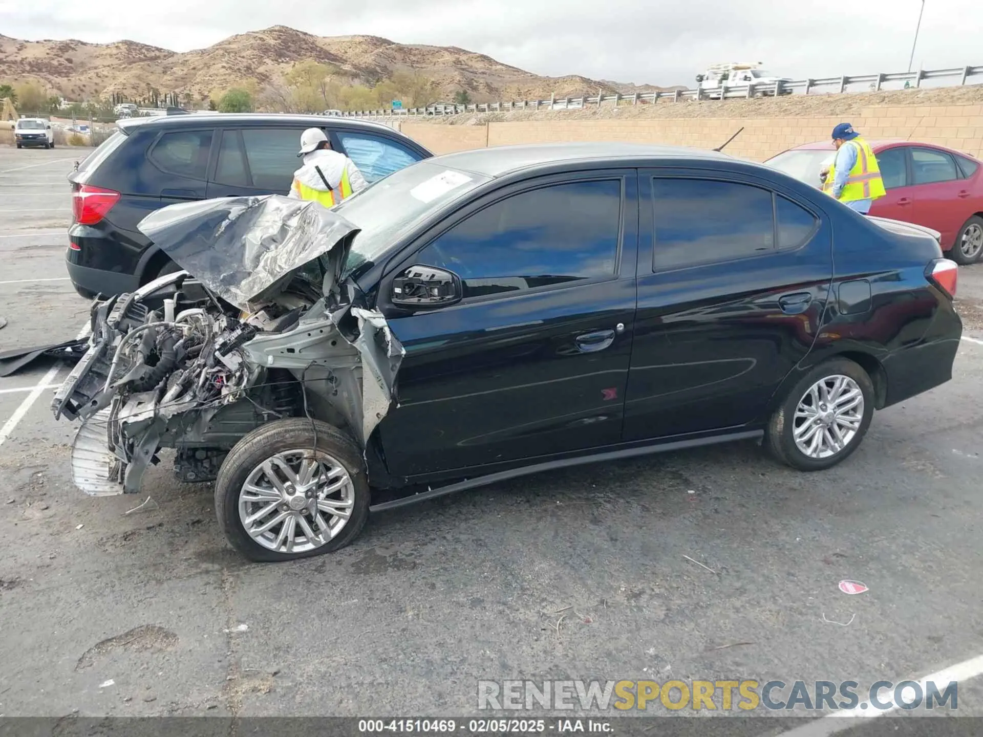 13 fotografías del automóvil dañado ML32FUFJ4NHF04015 MITSUBISHI MIRAGE G4 2022