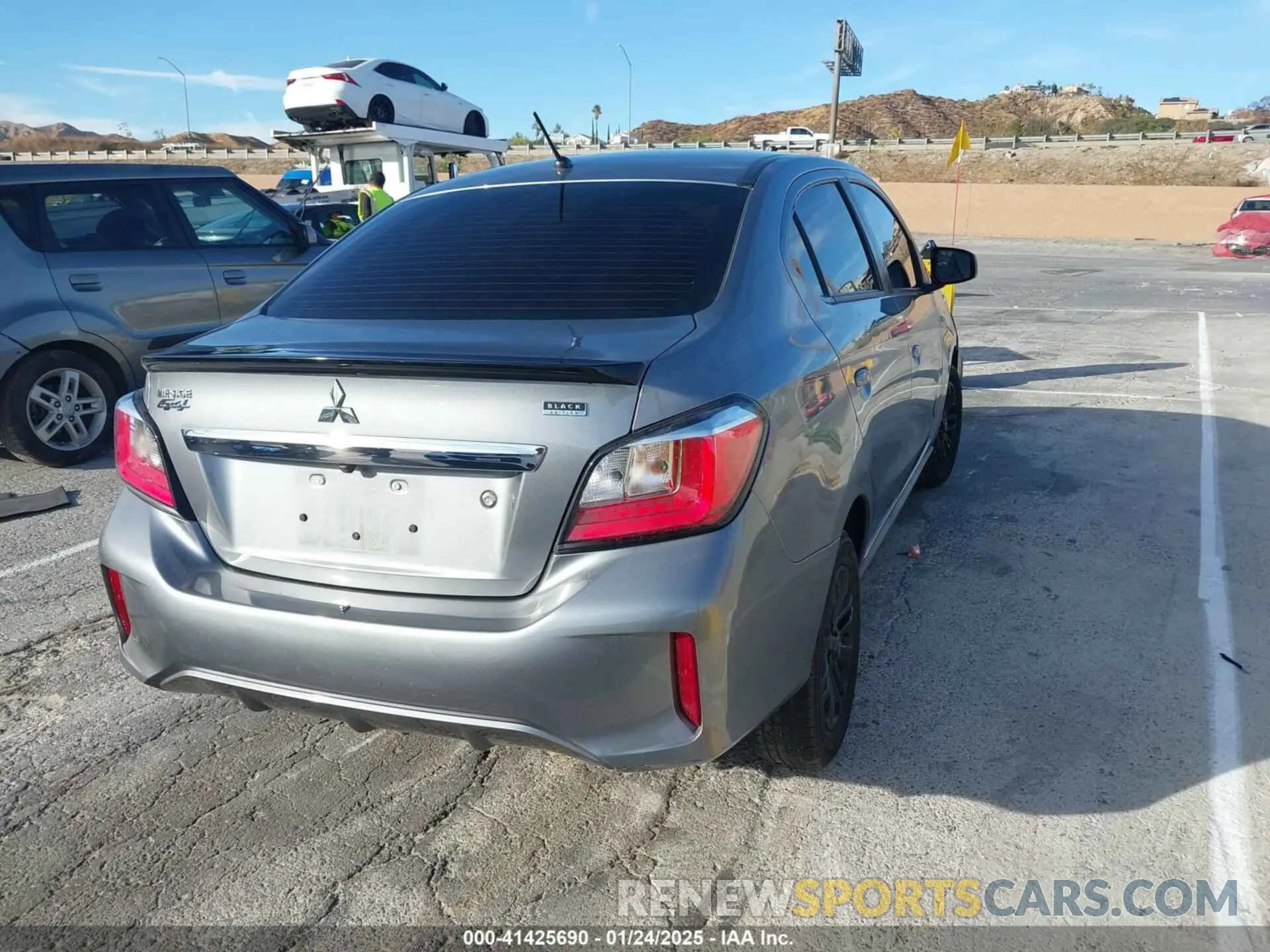 4 fotografías del automóvil dañado ML32FUFJ5NHF03312 MITSUBISHI MIRAGE G4 2022