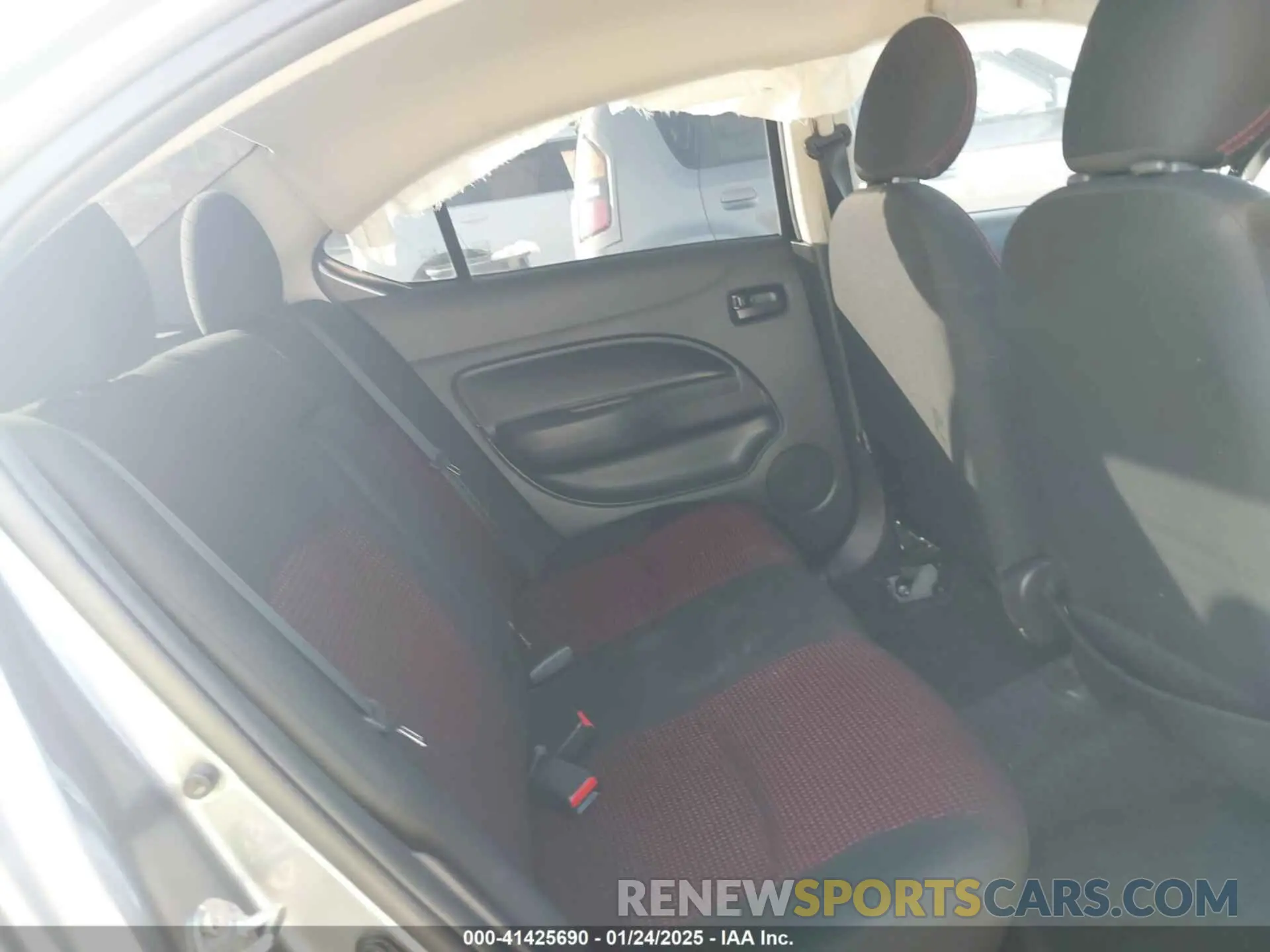 8 fotografías del automóvil dañado ML32FUFJ5NHF03312 MITSUBISHI MIRAGE G4 2022