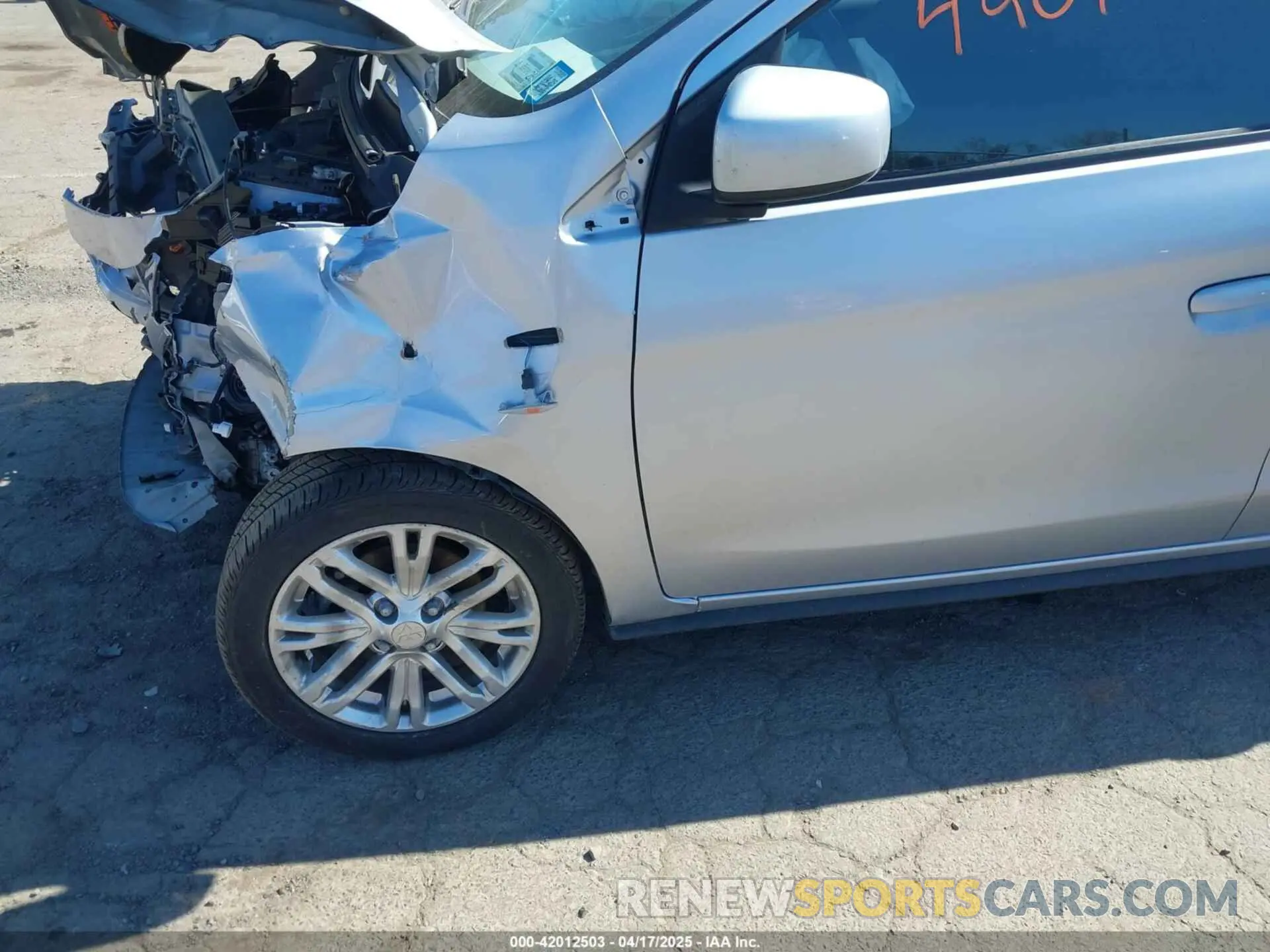 17 fotografías del automóvil dañado ML32FUFJ7NHF03957 MITSUBISHI MIRAGE G4 2022