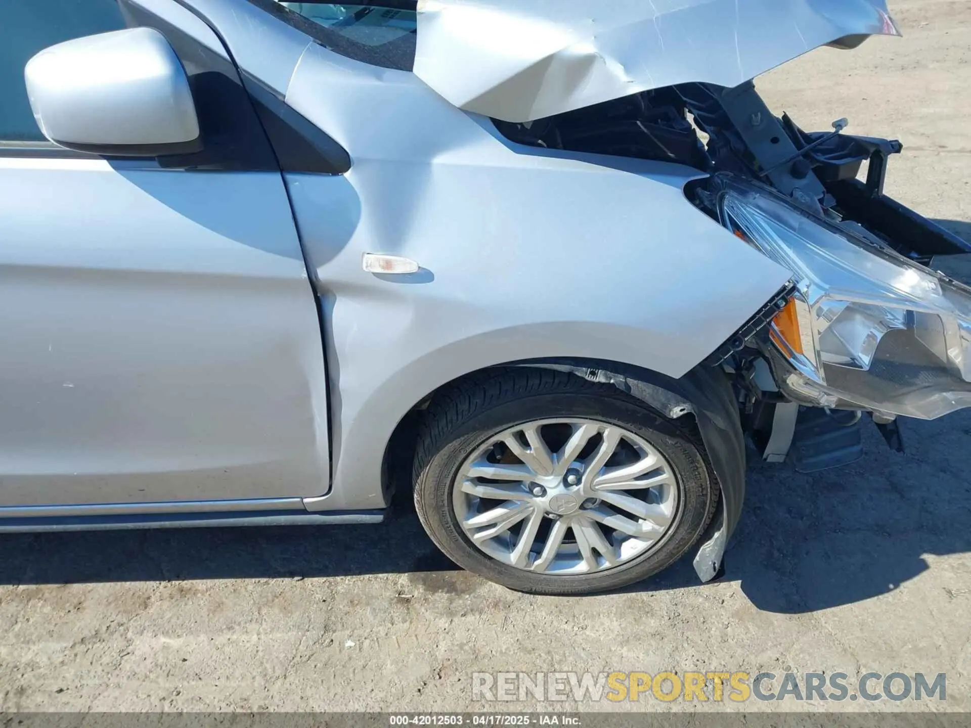19 fotografías del automóvil dañado ML32FUFJ7NHF03957 MITSUBISHI MIRAGE G4 2022