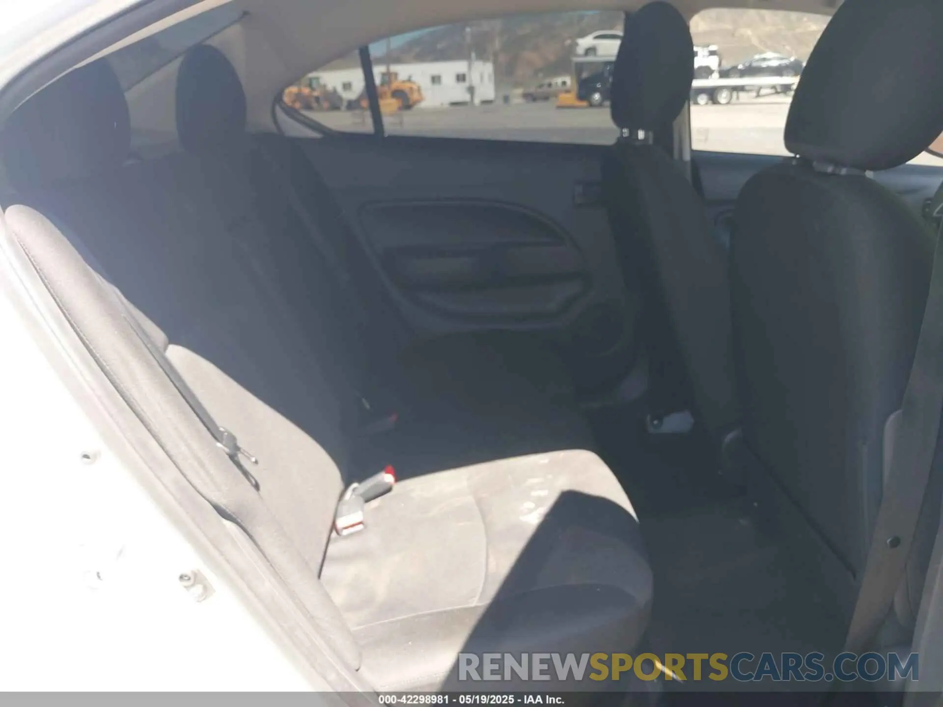 8 fotografías del automóvil dañado ML32FUFJ7NHF09676 MITSUBISHI MIRAGE G4 2022