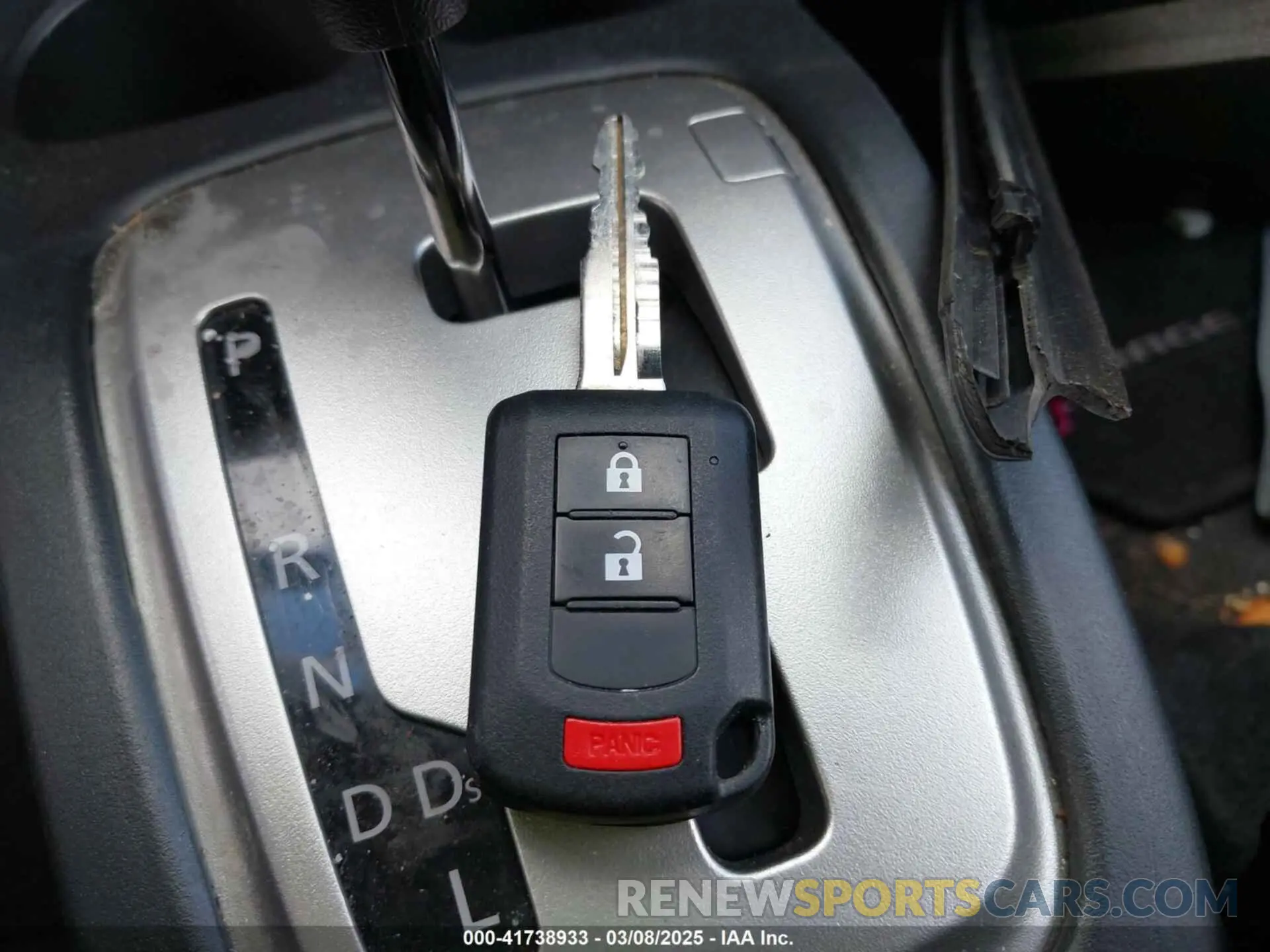 11 fotografías del automóvil dañado ML32FUFJ0PHF02376 MITSUBISHI MIRAGE G4 2023