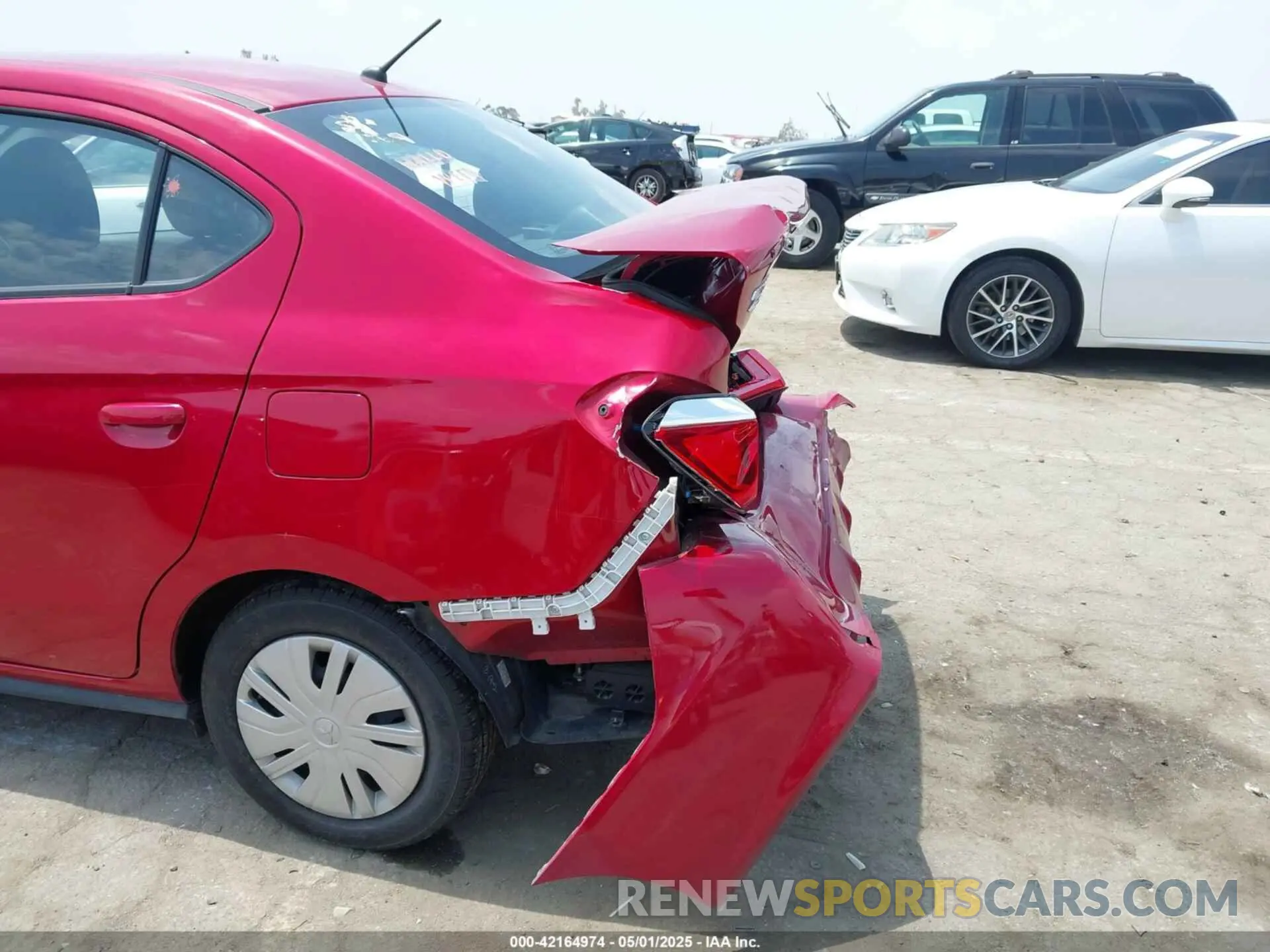 6 fotografías del automóvil dañado ML32FUFJ1PHF06114 MITSUBISHI MIRAGE G4 2023
