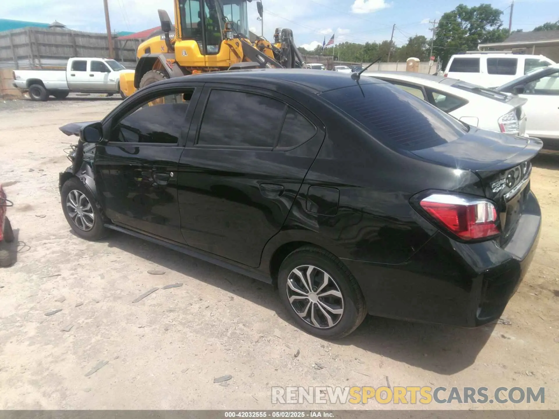 3 fotografías del automóvil dañado ML32FUFJ5PHF01742 MITSUBISHI MIRAGE G4 2023