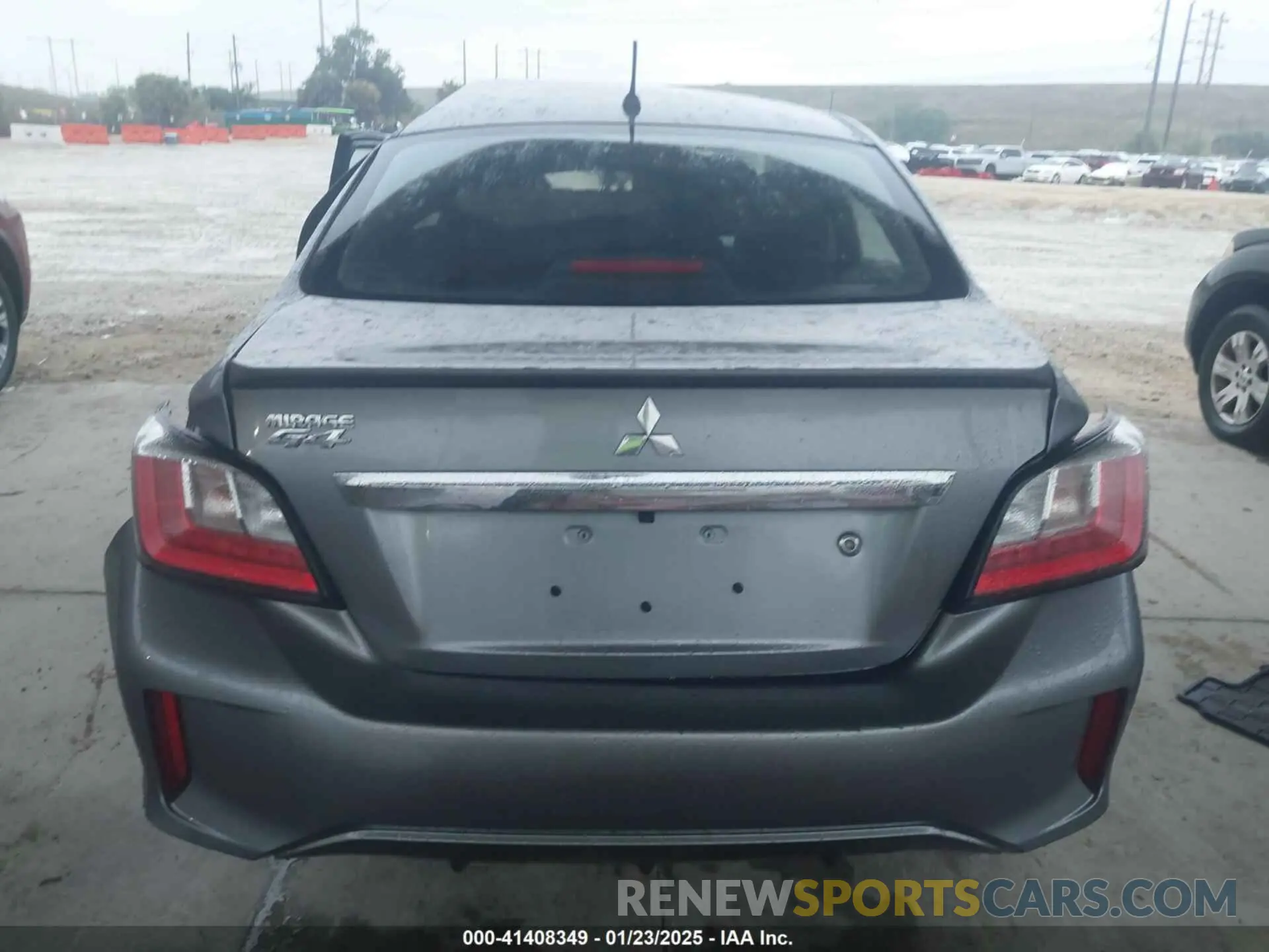 16 fotografías del automóvil dañado ML32FUFJ6PHF01961 MITSUBISHI MIRAGE G4 2023