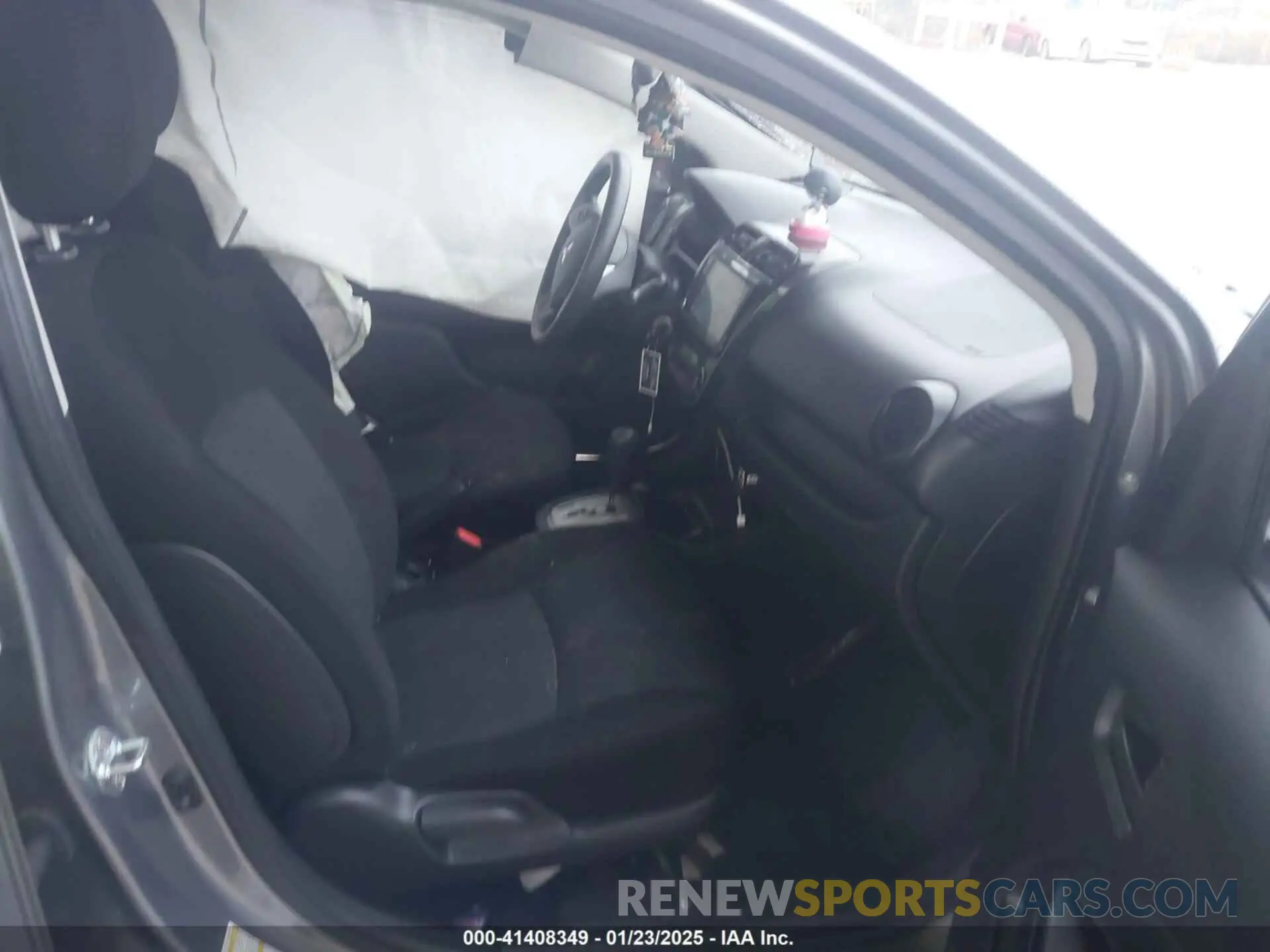 5 fotografías del automóvil dañado ML32FUFJ6PHF01961 MITSUBISHI MIRAGE G4 2023
