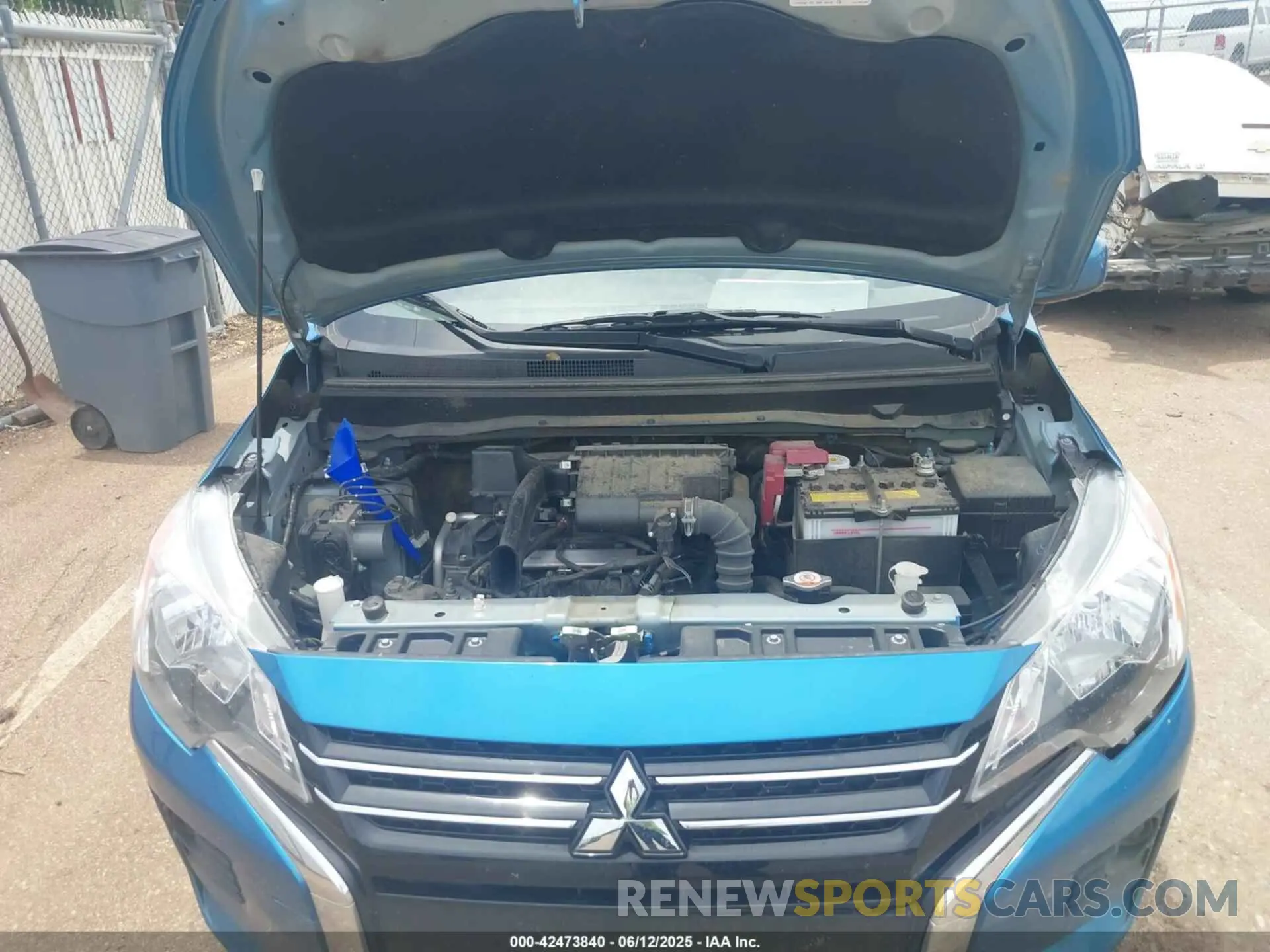 10 fotografías del automóvil dañado ML32FUFJ6PHF06030 MITSUBISHI MIRAGE G4 2023