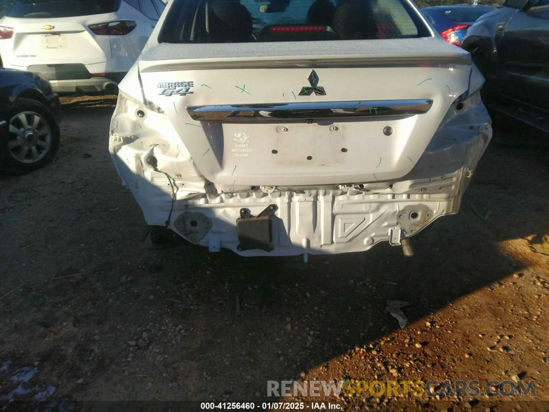 6 fotografías del automóvil dañado ML32FUFJ8PHF01282 MITSUBISHI MIRAGE G4 2023