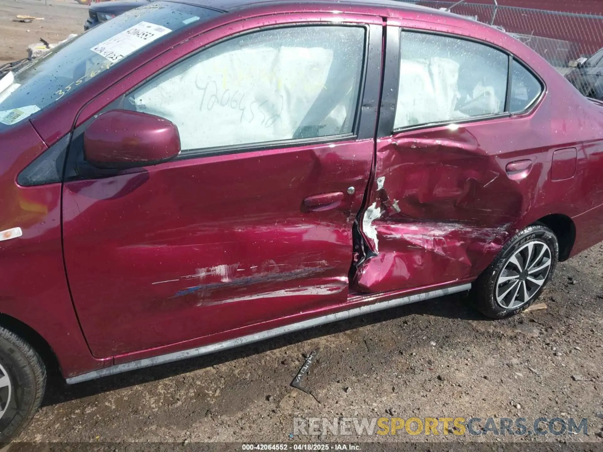 6 fotografías del automóvil dañado ML32FUFJ8PHF01380 MITSUBISHI MIRAGE G4 2023