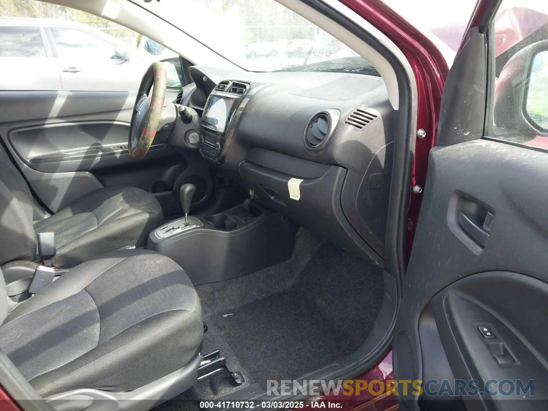 5 fotografías del automóvil dañado ML32FUFJ8PHF02013 MITSUBISHI MIRAGE G4 2023