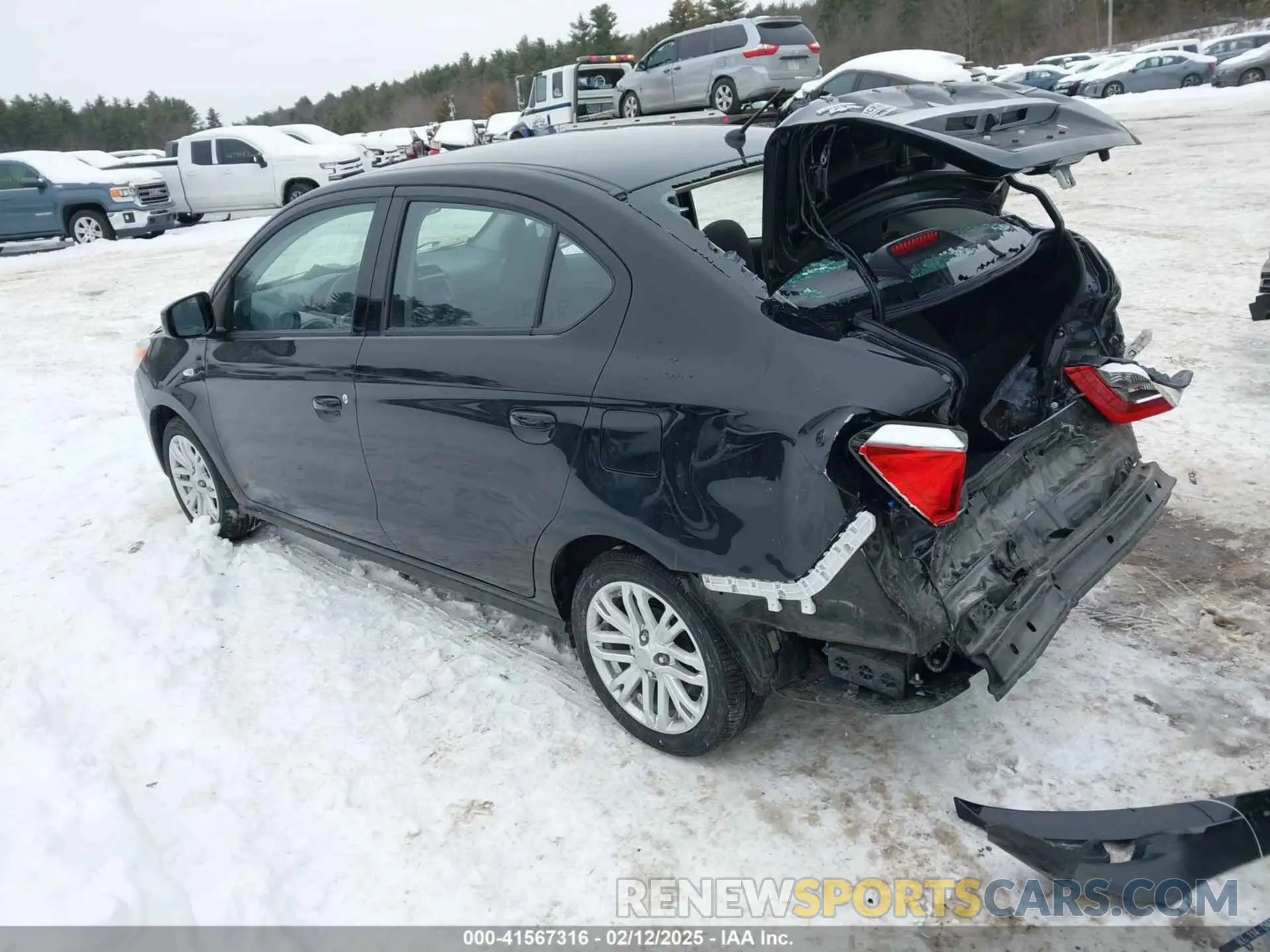 3 fotografías del automóvil dañado ML32FUFJ9PHF03381 MITSUBISHI MIRAGE G4 2023
