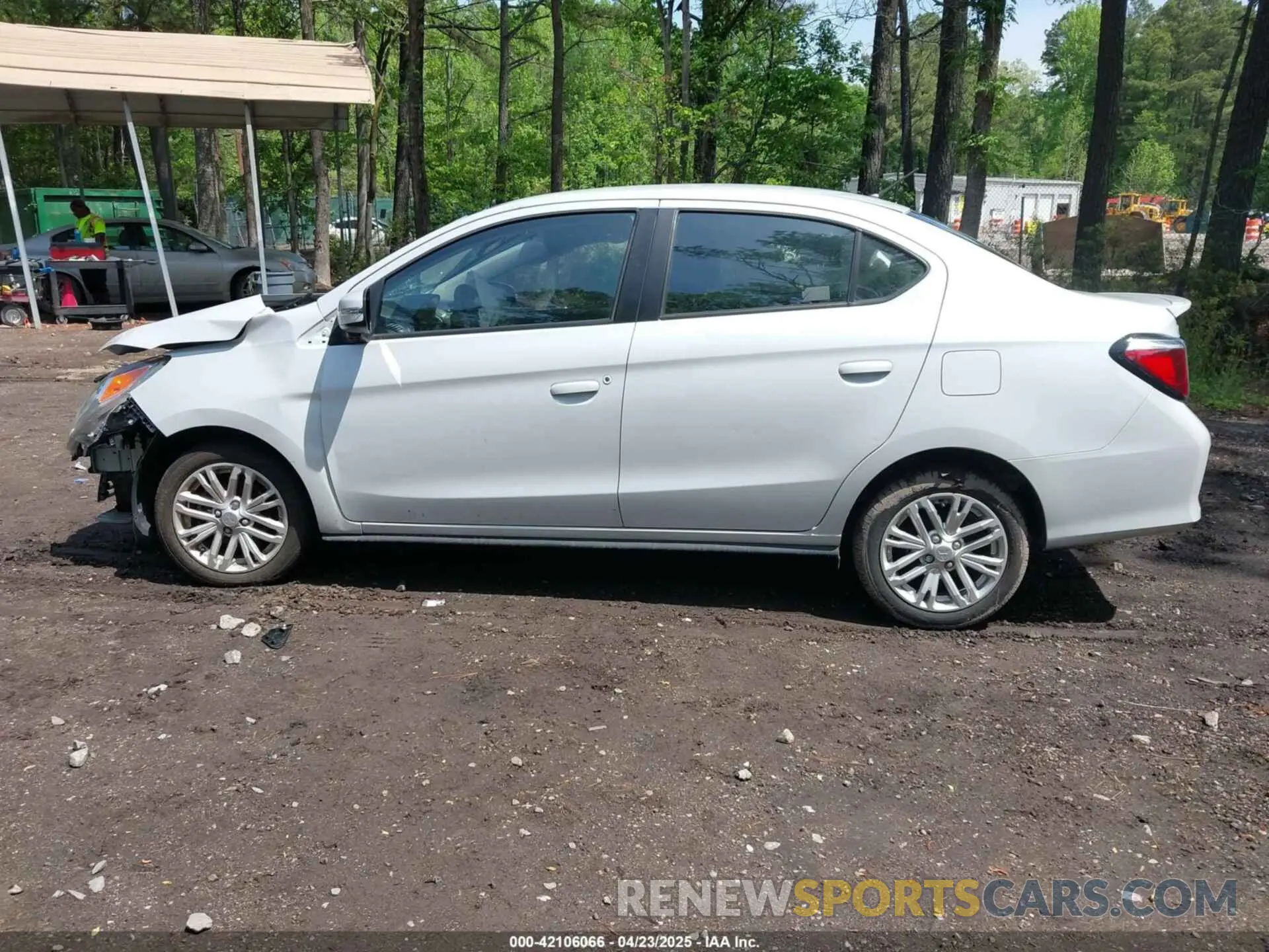 15 fotografías del automóvil dañado ML32FVFJ3PHF00899 MITSUBISHI MIRAGE G4 2023