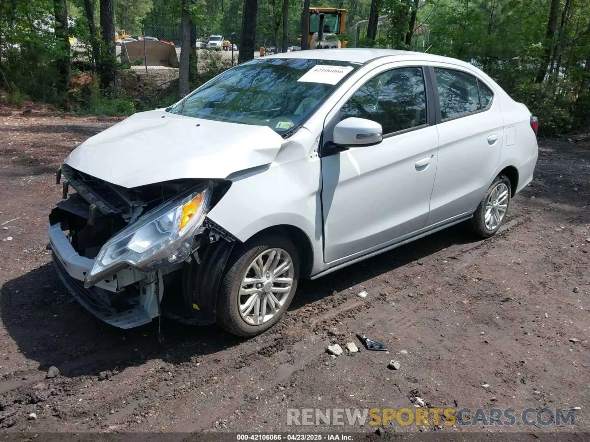 2 fotografías del automóvil dañado ML32FVFJ3PHF00899 MITSUBISHI MIRAGE G4 2023
