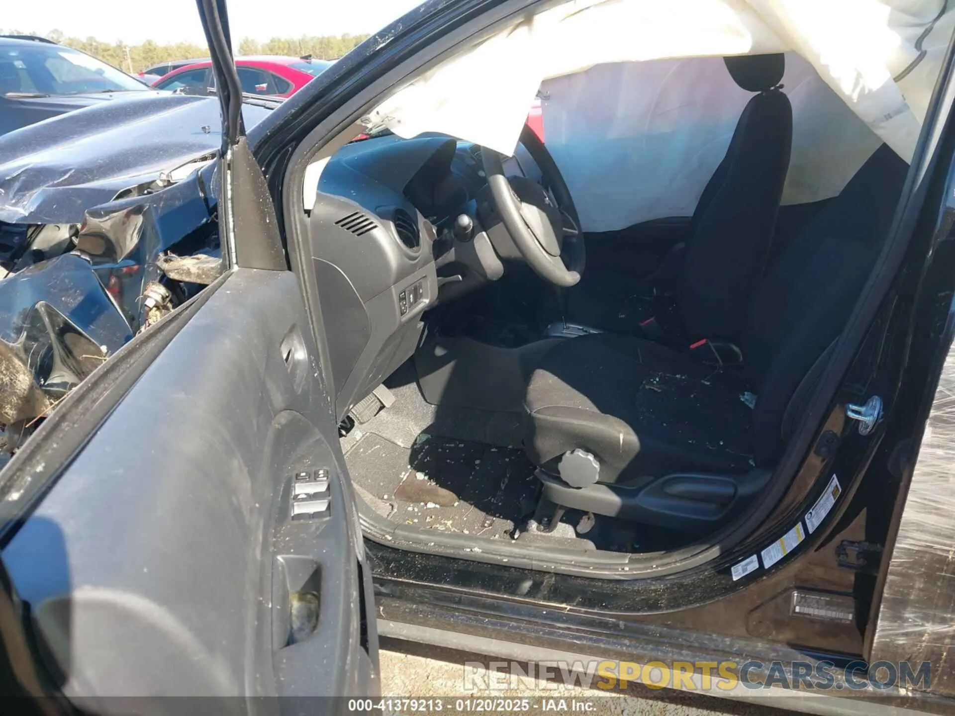 5 fotografías del automóvil dañado ML32FUFJ0RHF01179 MITSUBISHI MIRAGE G4 2024
