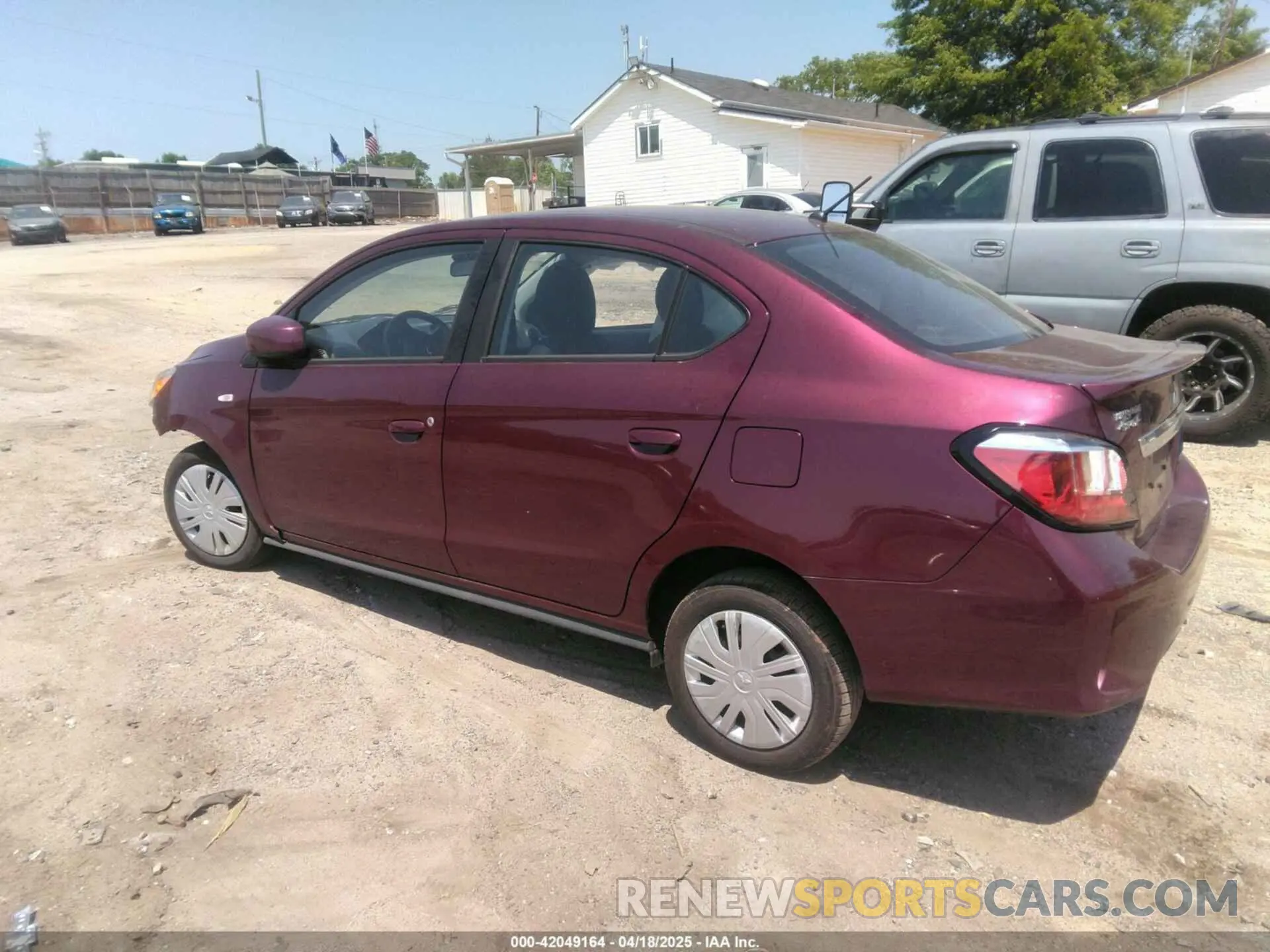 3 fotografías del automóvil dañado ML32FUFJ1RHF13714 MITSUBISHI MIRAGE G4 2024