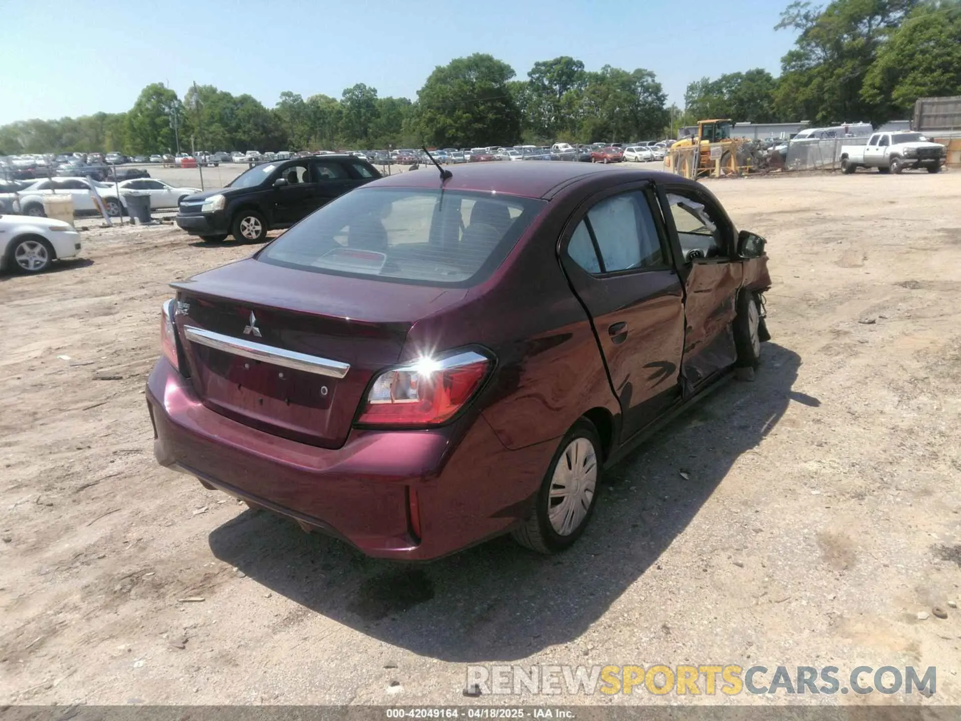 4 fotografías del automóvil dañado ML32FUFJ1RHF13714 MITSUBISHI MIRAGE G4 2024