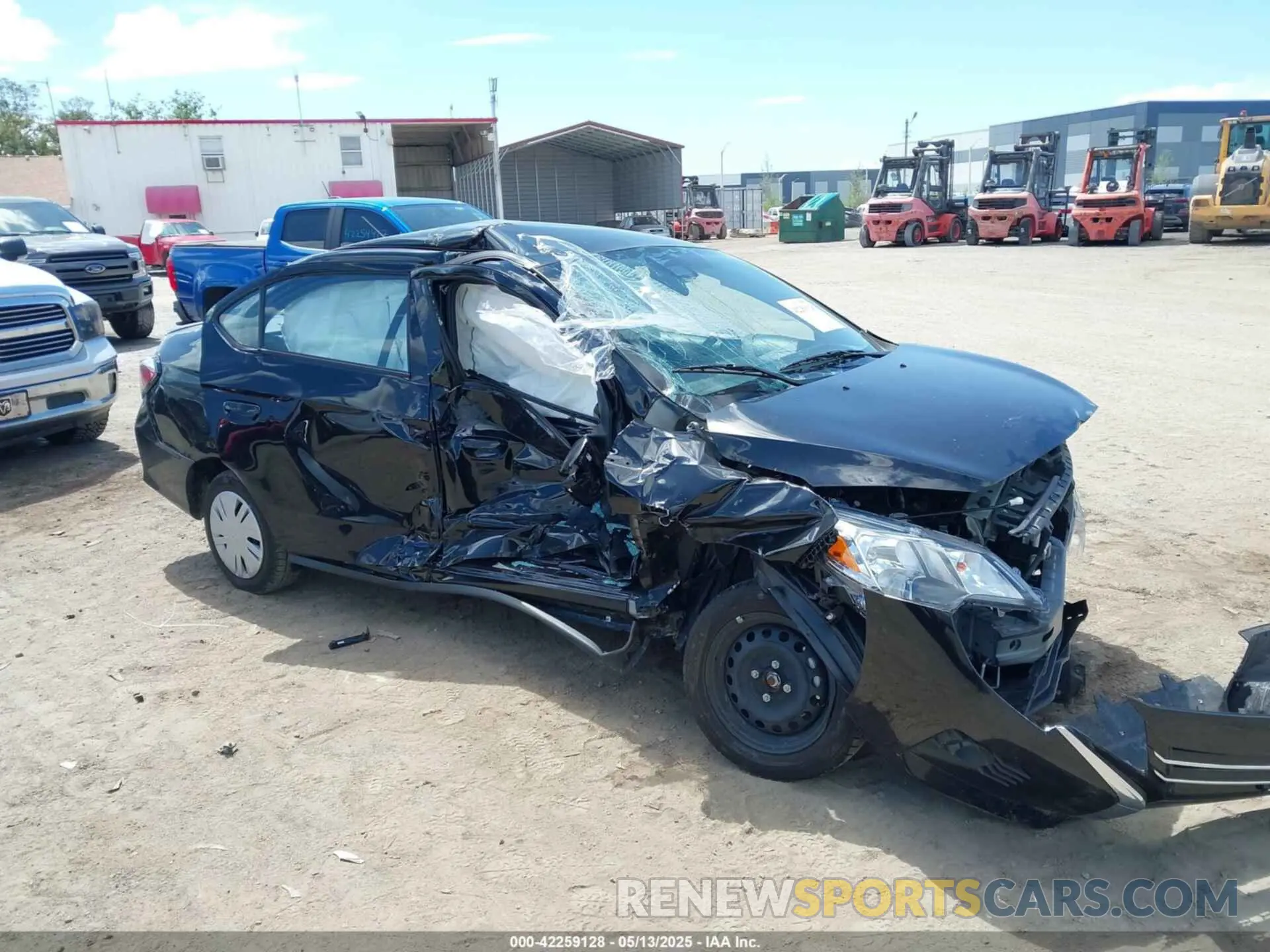 14 fotografías del automóvil dañado ML32FUFJ2RHF09235 MITSUBISHI MIRAGE G4 2024