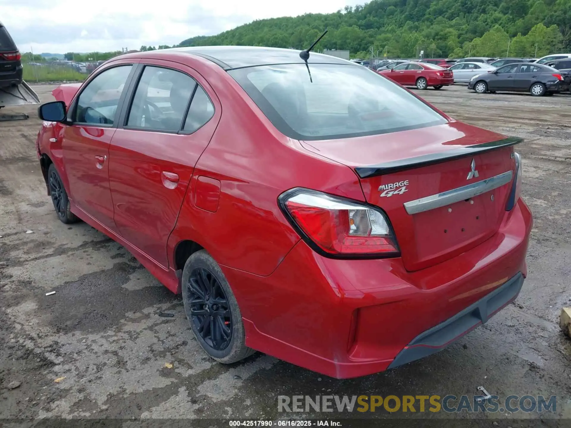 3 fotografías del automóvil dañado ML32FUFJ2RHF10773 MITSUBISHI MIRAGE G4 2024