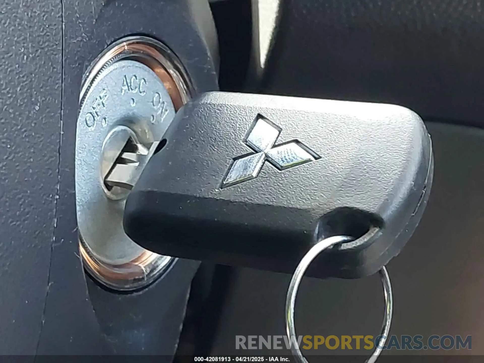 11 fotografías del automóvil dañado ML32FUFJ2RHF11096 MITSUBISHI MIRAGE G4 2024