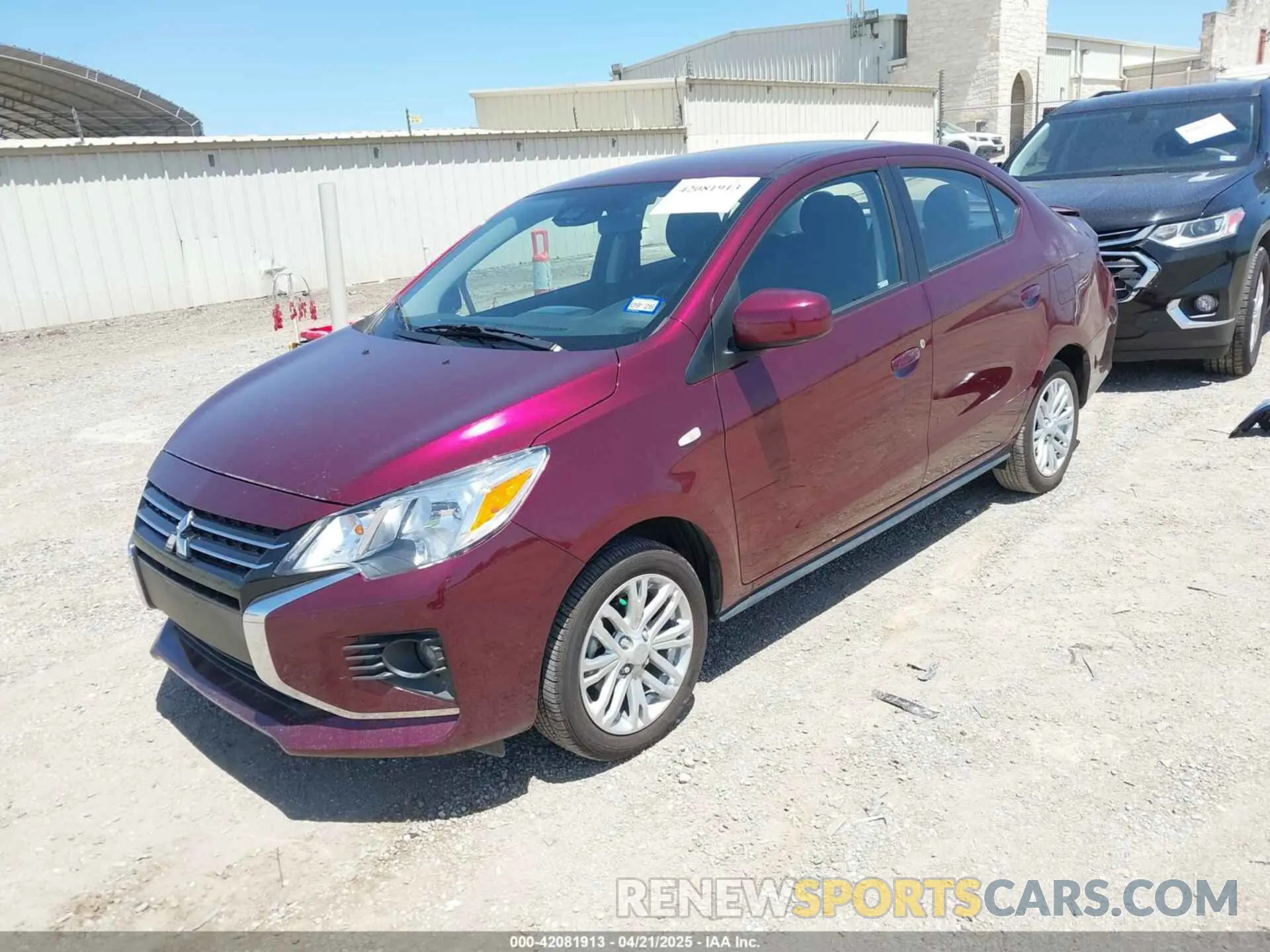 2 fotografías del automóvil dañado ML32FUFJ2RHF11096 MITSUBISHI MIRAGE G4 2024