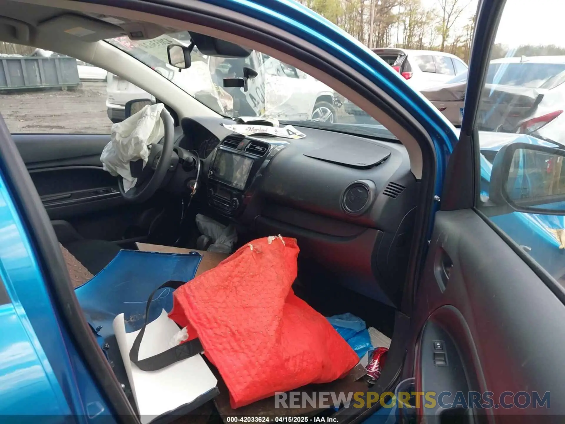 5 fotografías del automóvil dañado ML32FUFJ2RHF16976 MITSUBISHI MIRAGE G4 2024