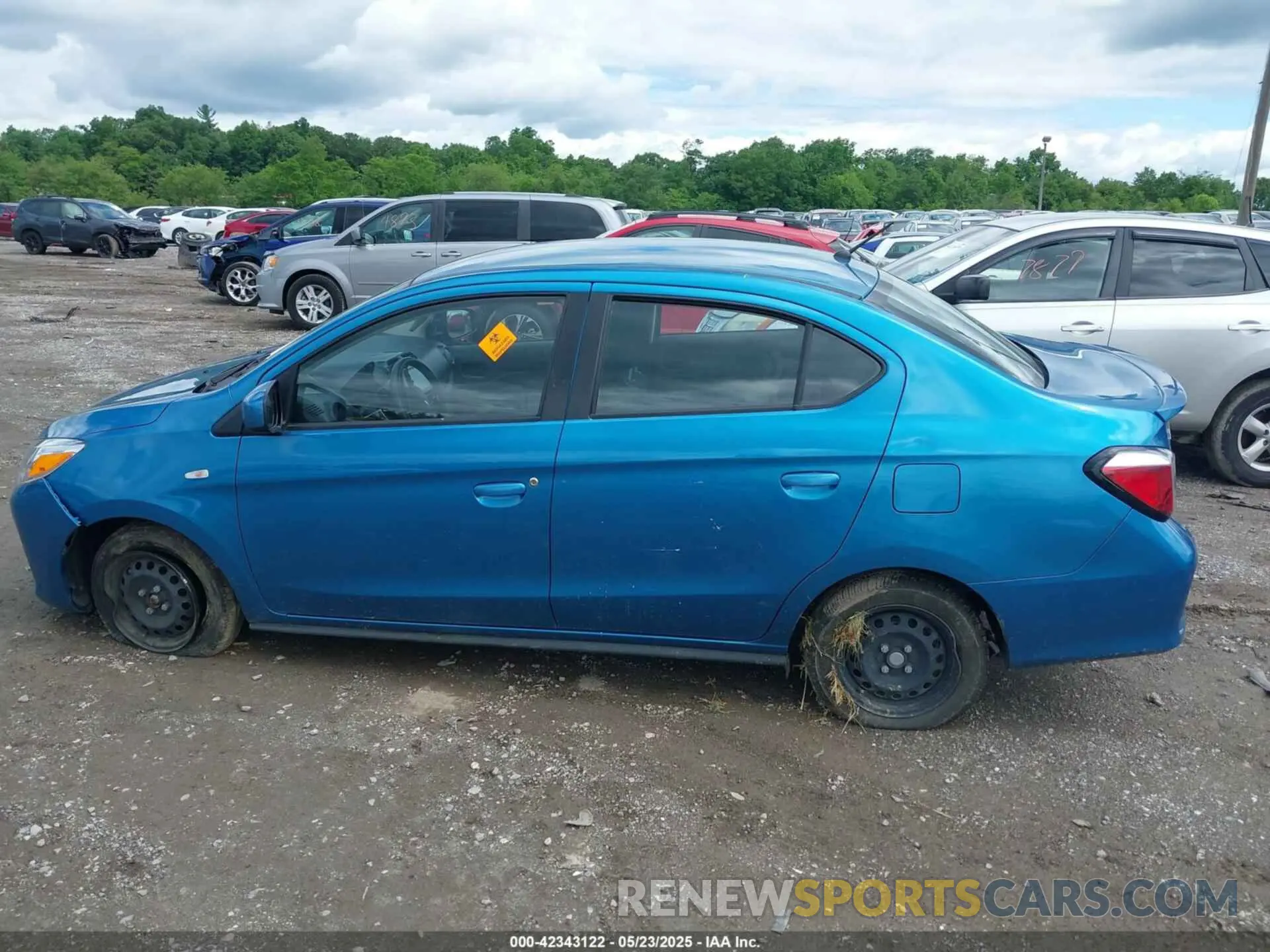15 fotografías del automóvil dañado ML32FUFJ3RHF00981 MITSUBISHI MIRAGE G4 2024