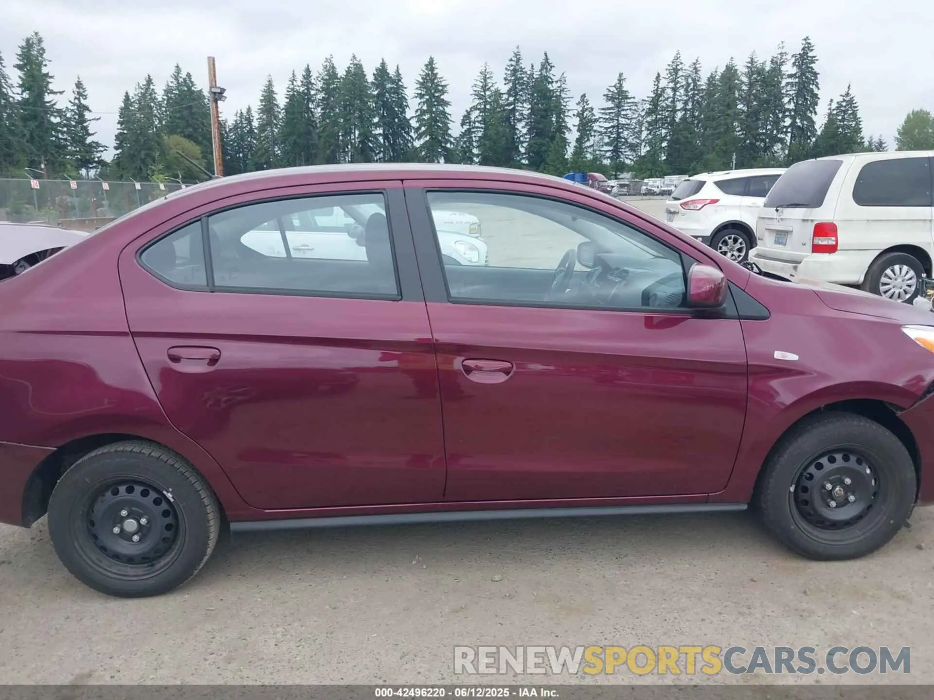 13 fotografías del automóvil dañado ML32FUFJ4RHF19247 MITSUBISHI MIRAGE G4 2024
