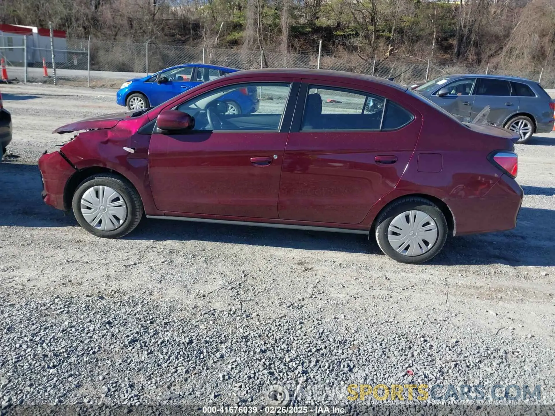 14 fotografías del automóvil dañado ML32FUFJ8RHF16898 MITSUBISHI MIRAGE G4 2024