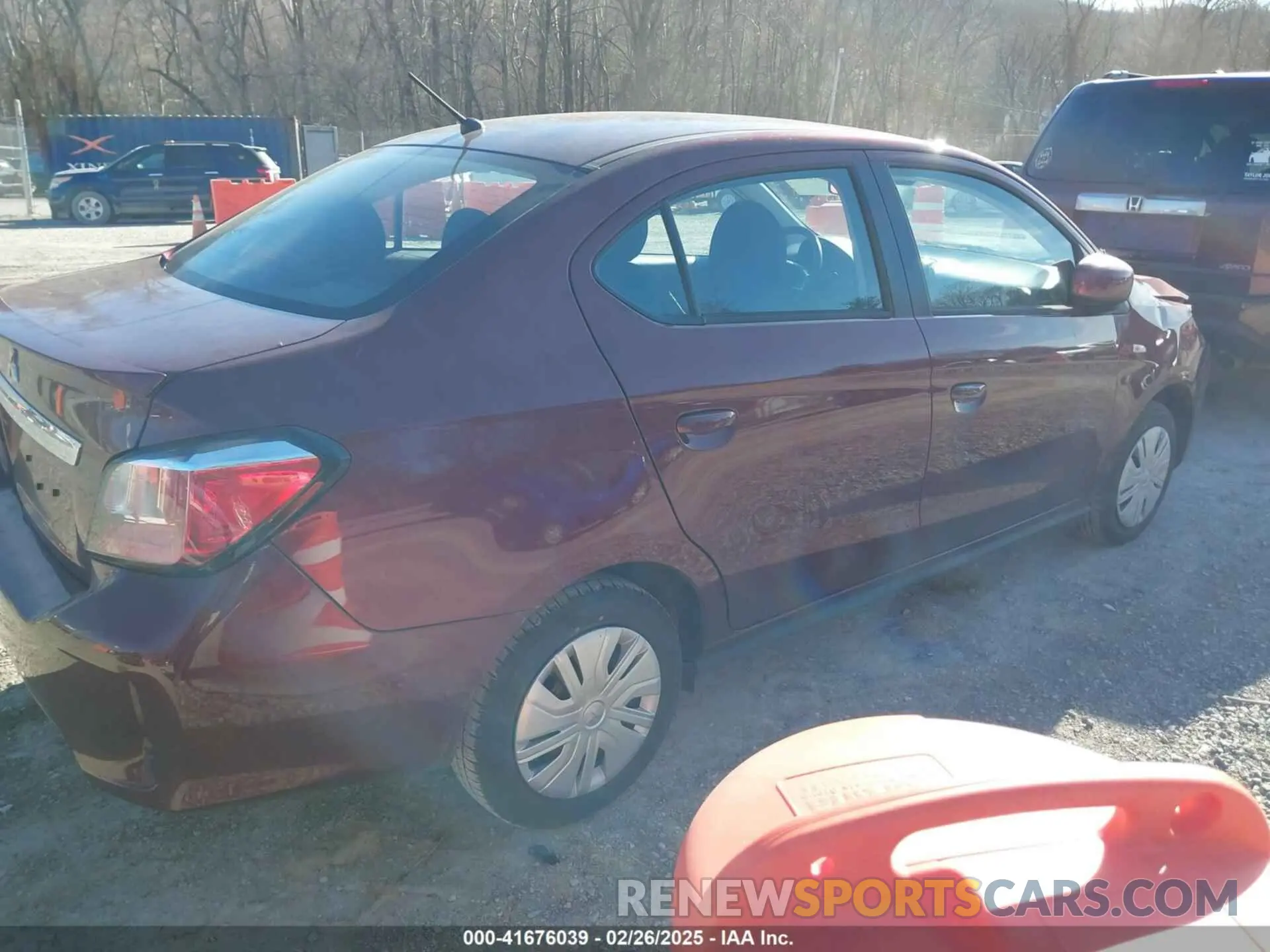 4 fotografías del automóvil dañado ML32FUFJ8RHF16898 MITSUBISHI MIRAGE G4 2024