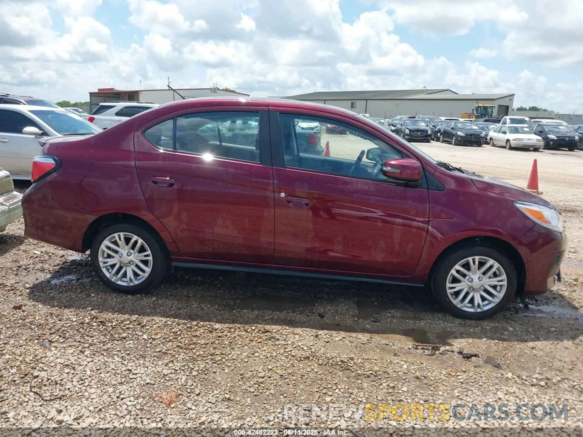 13 fotografías del automóvil dañado ML32FVFJ1RHF20264 MITSUBISHI MIRAGE G4 2024