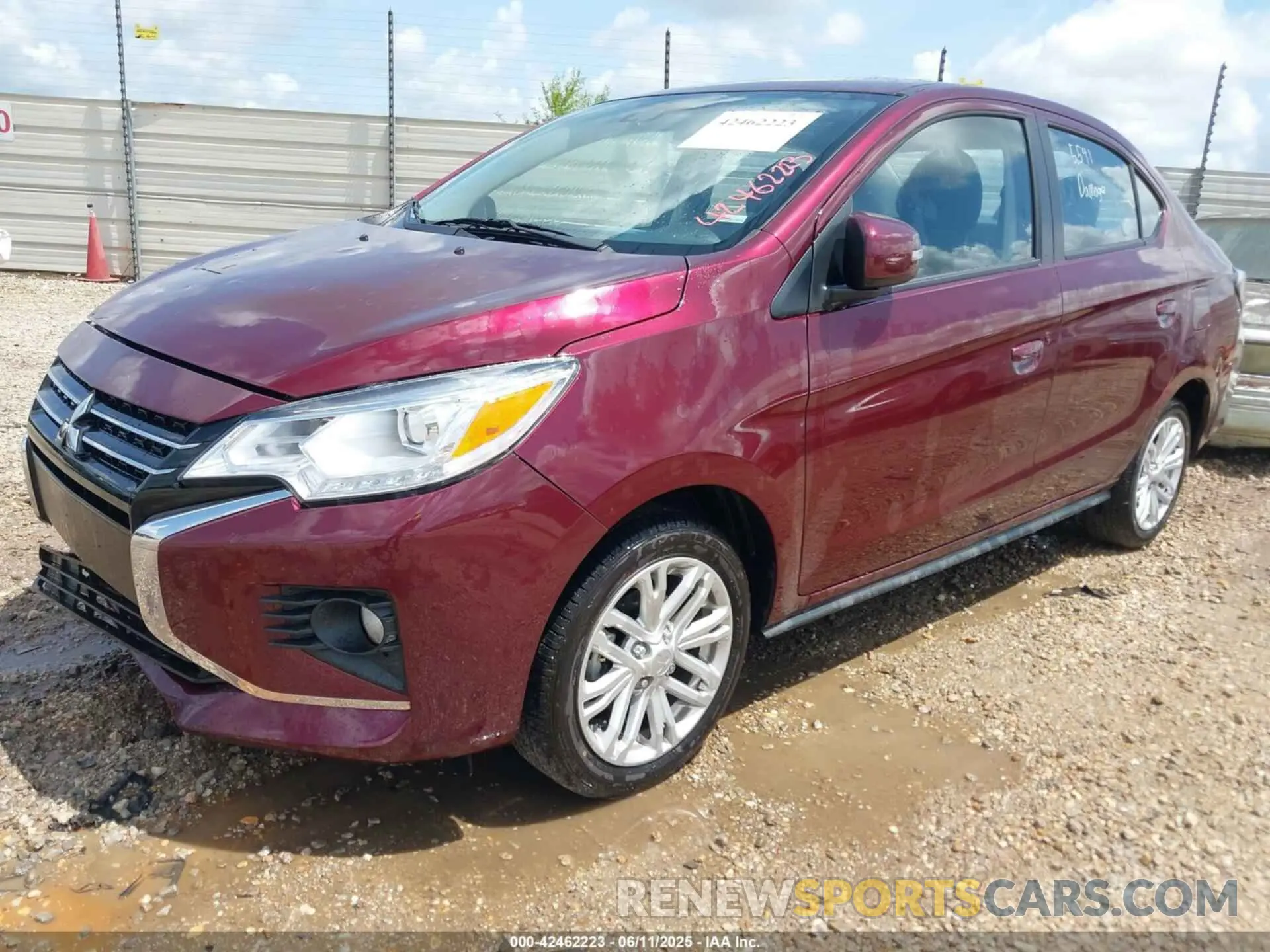 2 fotografías del automóvil dañado ML32FVFJ1RHF20264 MITSUBISHI MIRAGE G4 2024