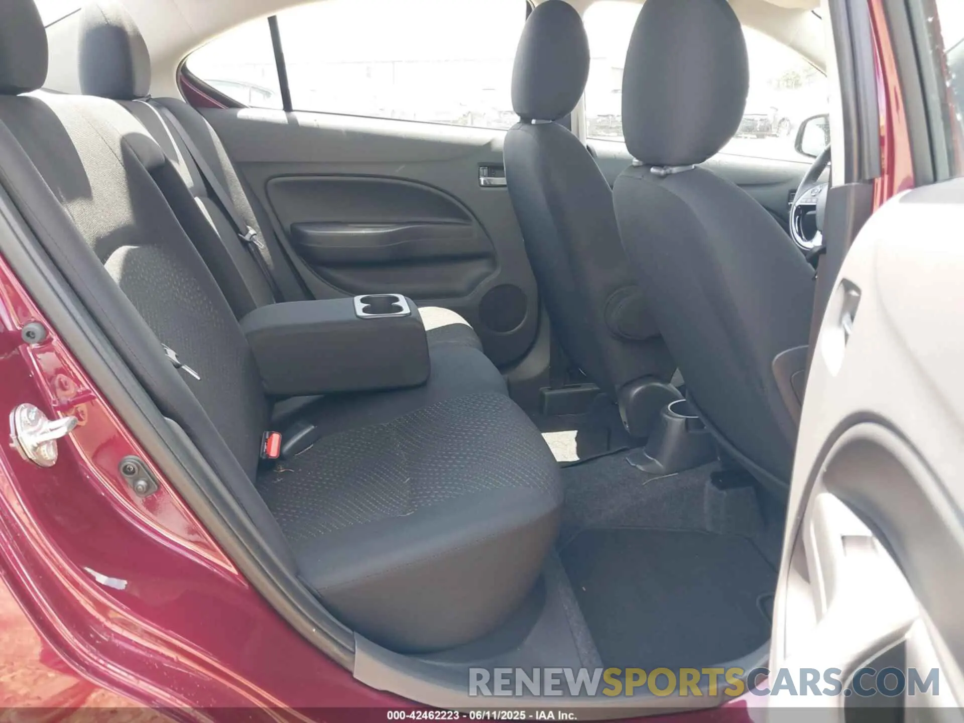 8 fotografías del automóvil dañado ML32FVFJ1RHF20264 MITSUBISHI MIRAGE G4 2024