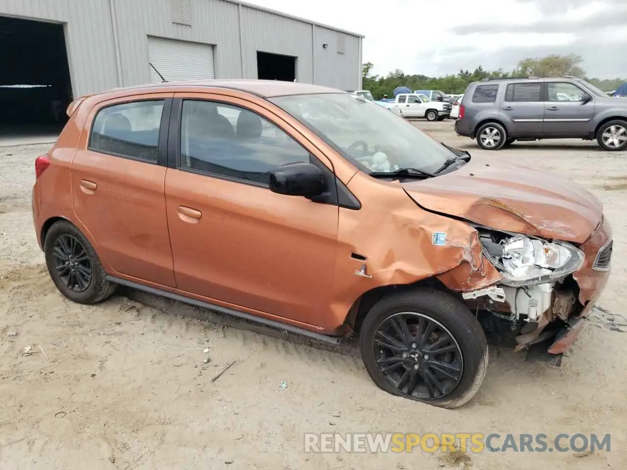 4 fotografías del automóvil dañado ML32A5HJ3KH011386 MITSUBISHI MIRAGE LE 2019
