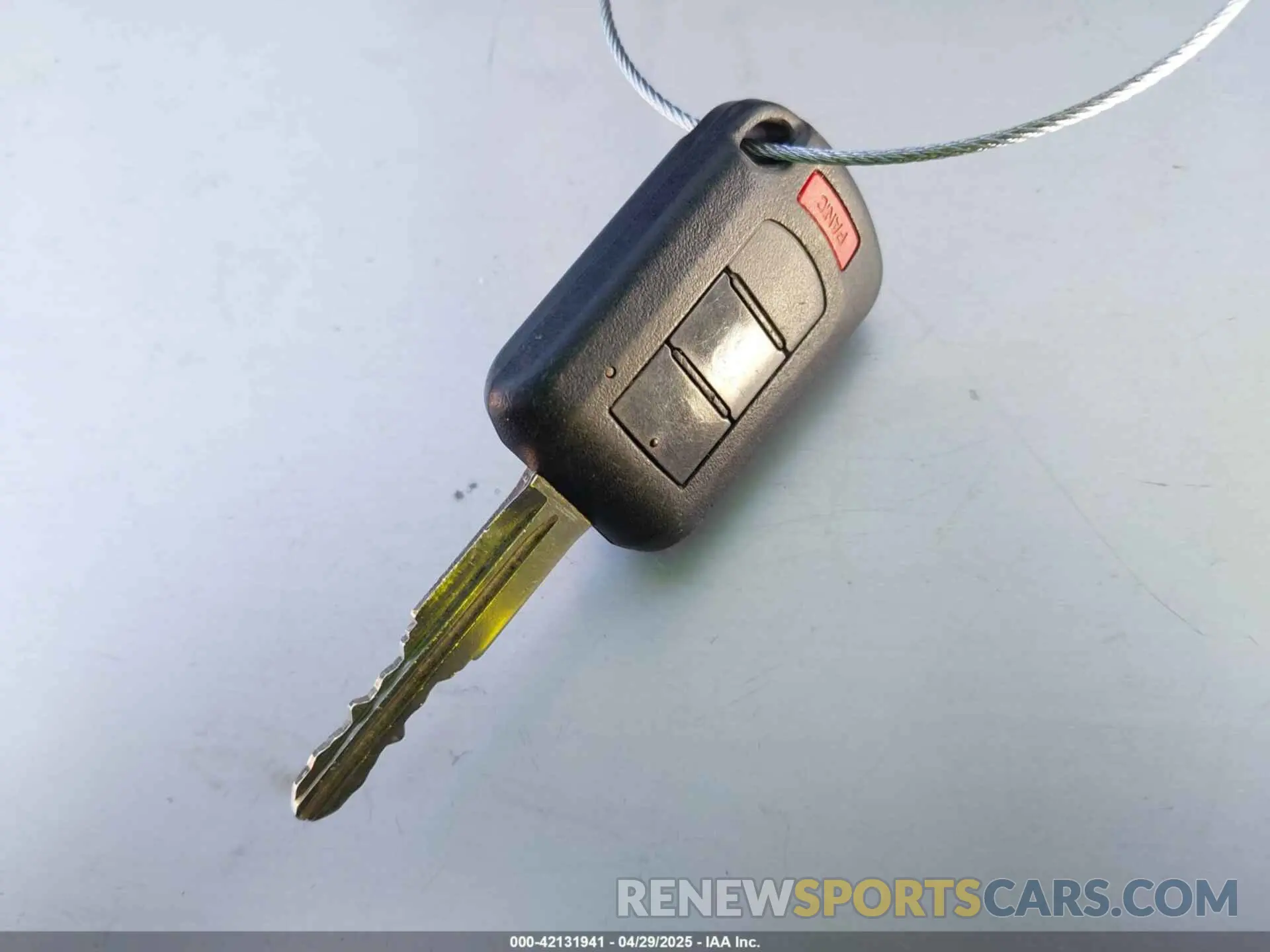 11 fotografías del automóvil dañado JA4AD2A32KJ002207 MITSUBISHI OUTLANDER 2019
