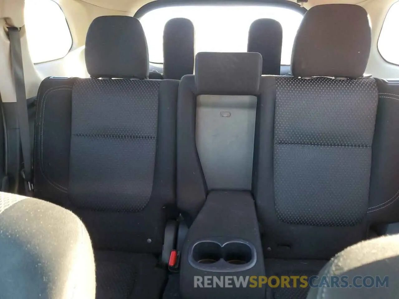 10 fotografías del automóvil dañado JA4AD2A36KZ055266 MITSUBISHI OUTLANDER 2019